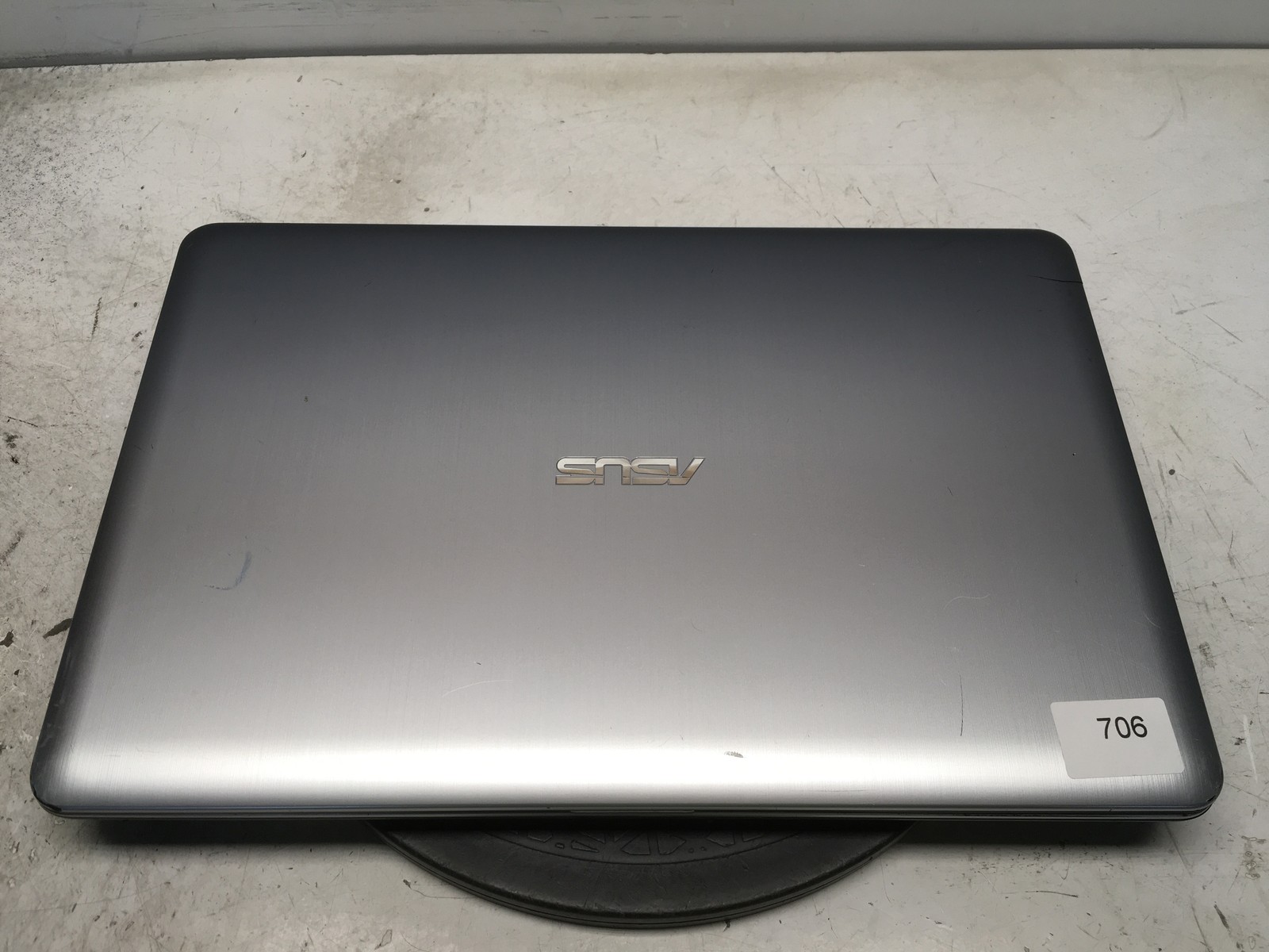 Asus X540LA-SI30205P Intel Core i3-5020U 2.2GHz No RAM NO HDD No Batt