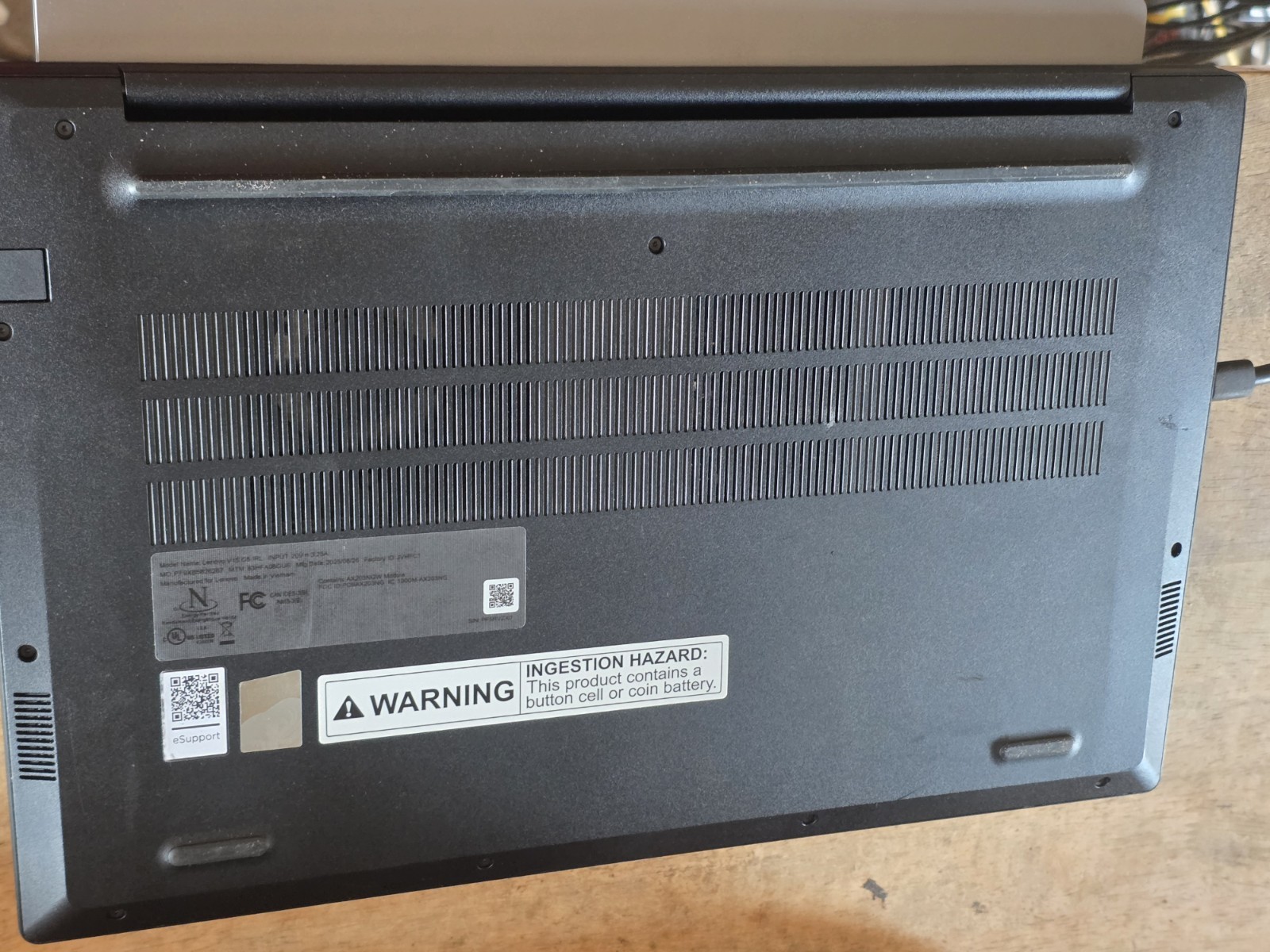 Lenovo V15 G5 Irl Core 7 240h 16gb 1tb Adapter