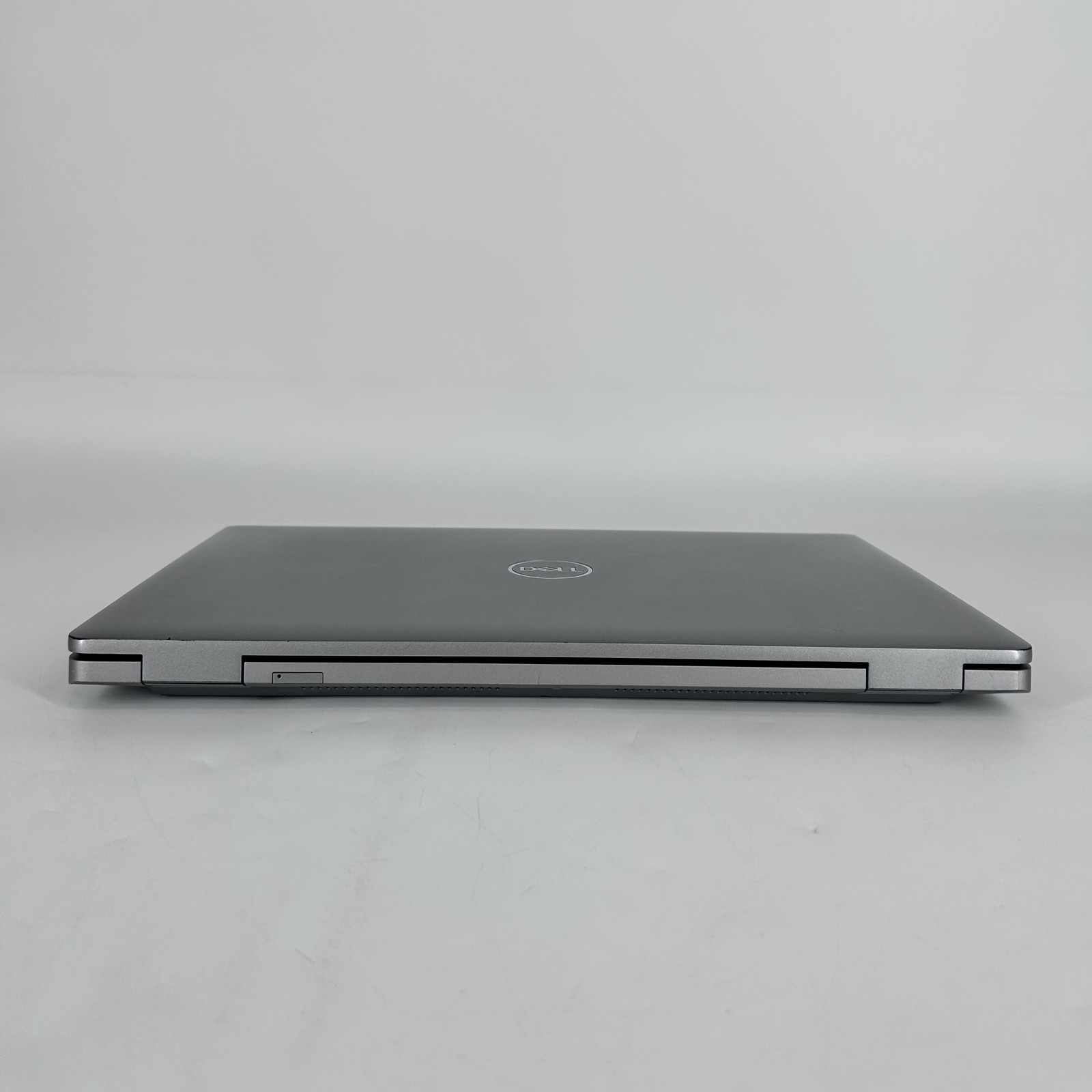 Dell Latitude 5520 15 FHD i5-1135G7 2.40GHz 16GB RAM 256GB SSD Good FRAME SPLIT