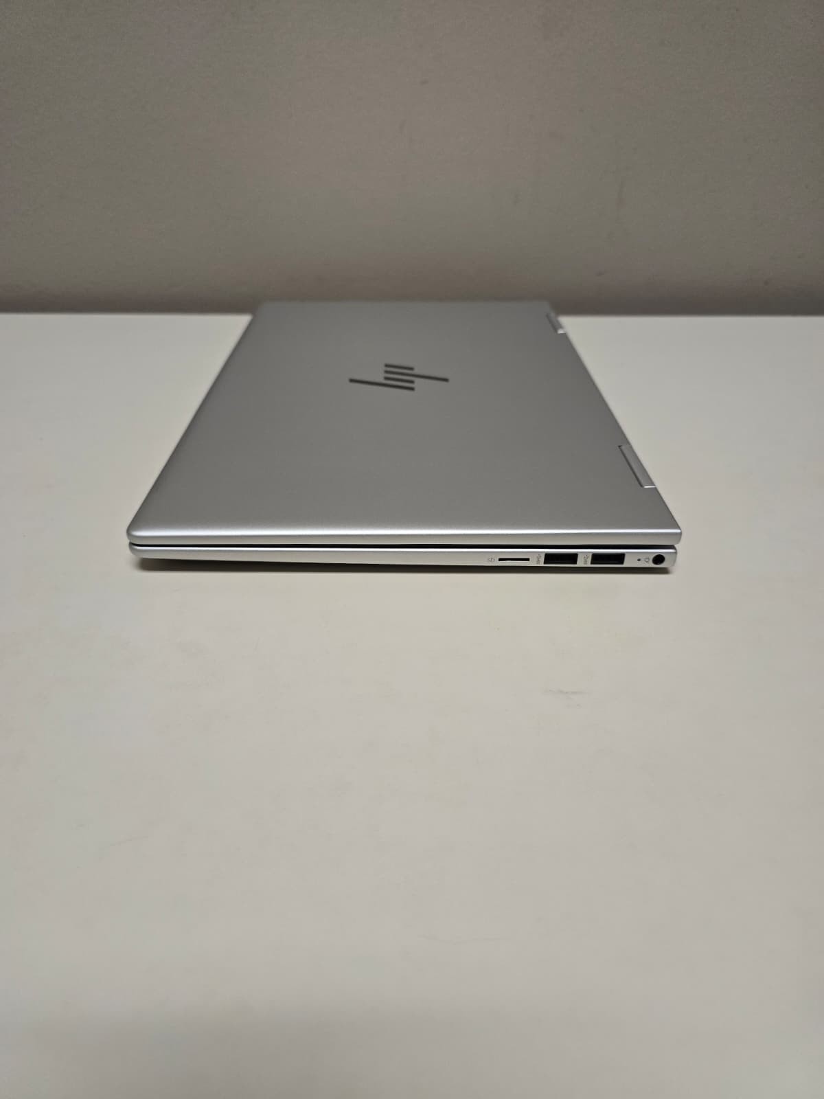 HP Envy x360 14-ES 2-in-1 Touchscreen | Core 5 120U 8GB RAM 512GB NVMe SSD | FHD