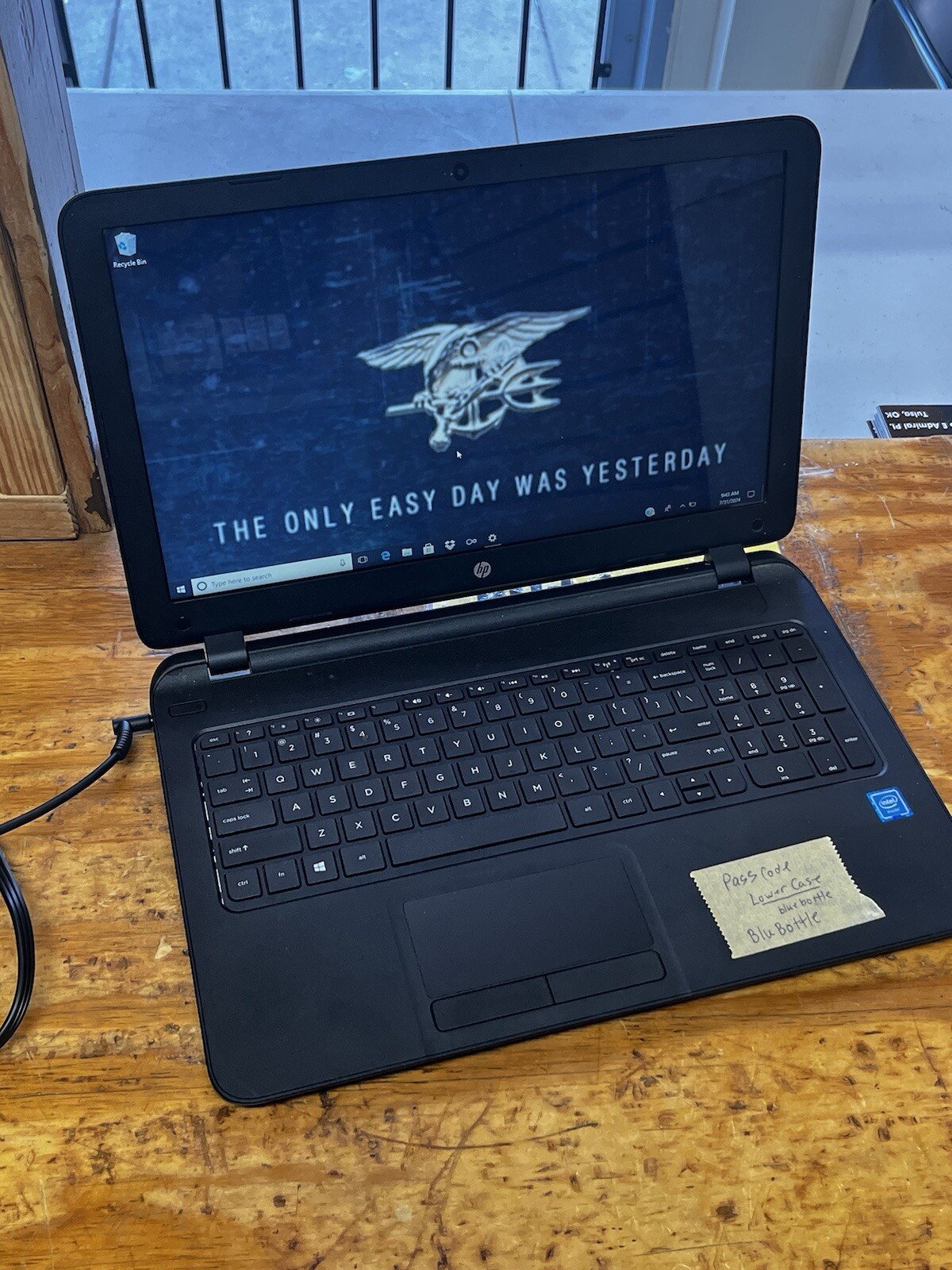 HP Pavilion 15-f233wm Laptop 15.6″ Intel Celeron N3050 1.6Ghz 4GB 500GB 31711