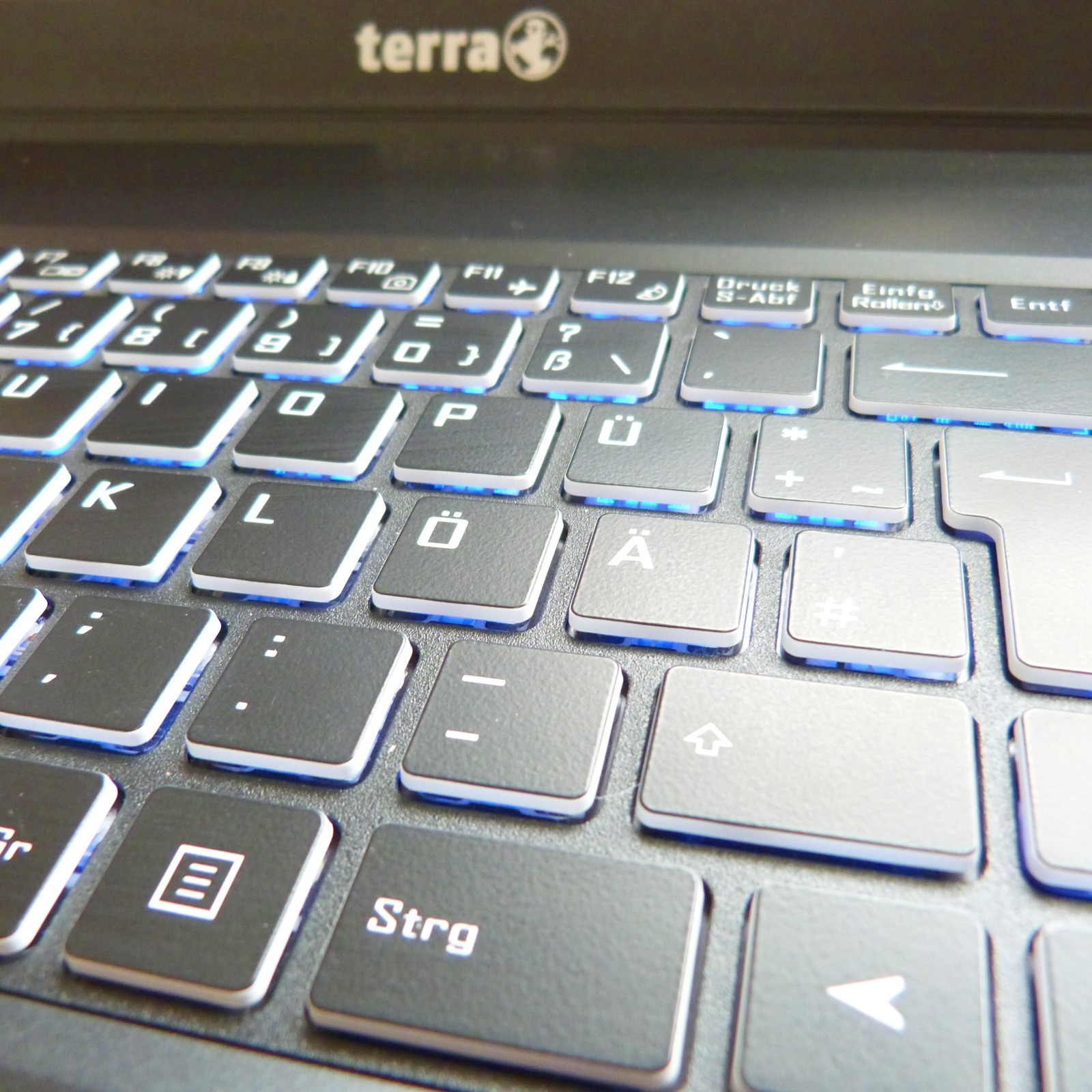 Terra 1516 15″ FHD Multimedia l 16GB RAM DDR4 NEW I SSD Windows 11 QUAD CORE