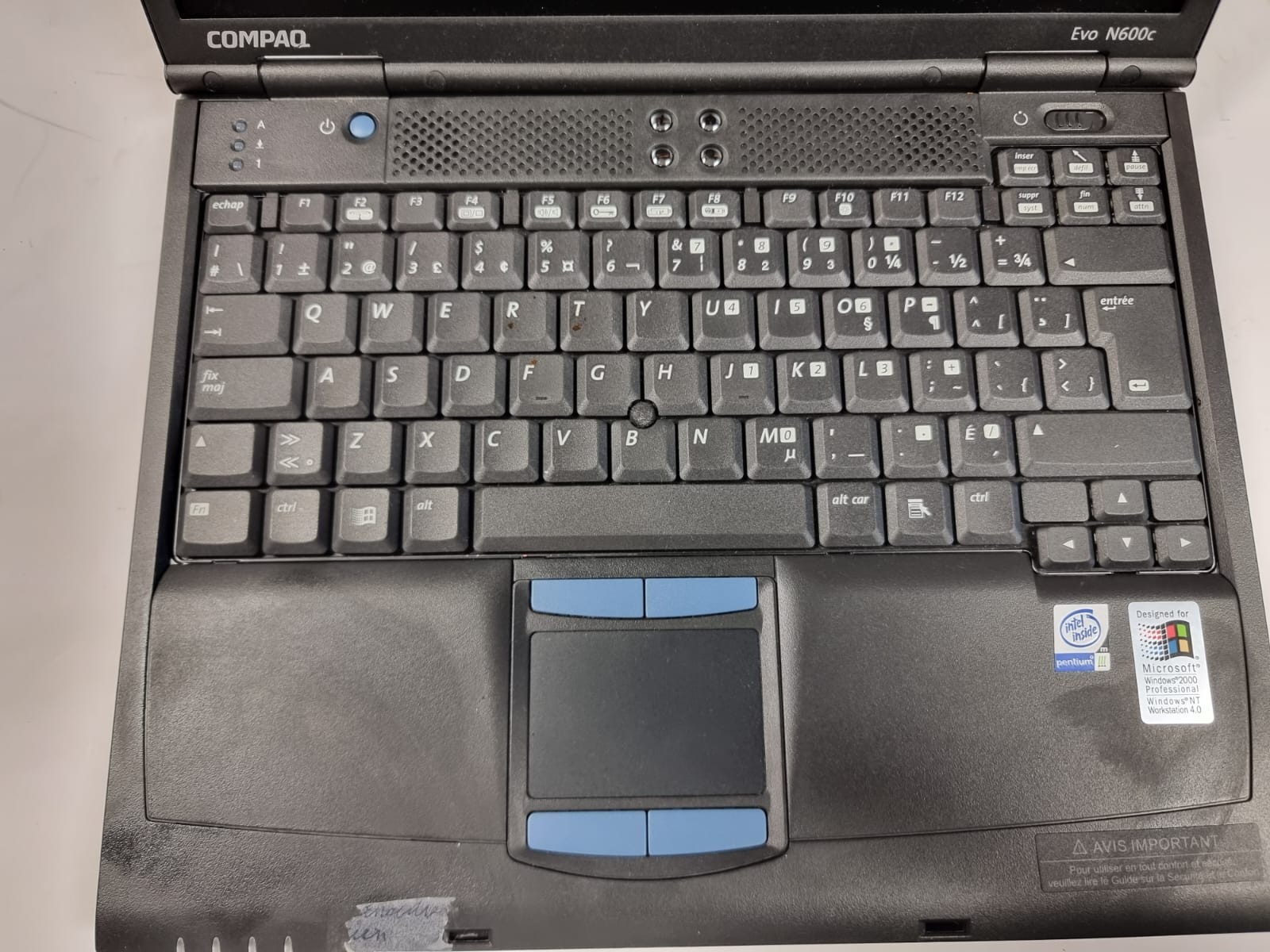 Compaq Evo N600C Intel Pentium III-M 1066MHz 256 MB NO HDD / Vintage / Untested