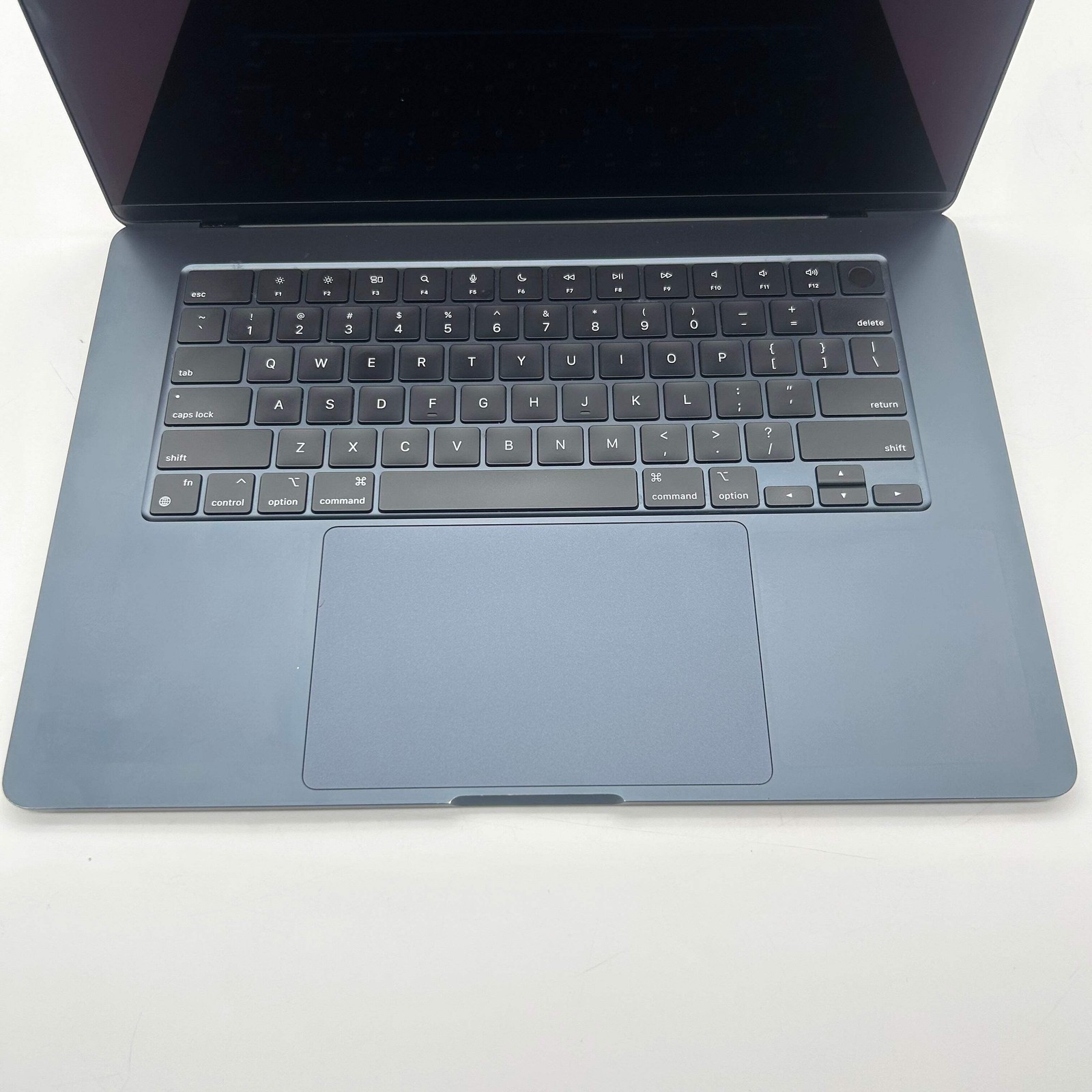 Apple MacBook Air 15″ M2 10C GPU 3.5GHz 8GB RAM 256GB SSD A2941
