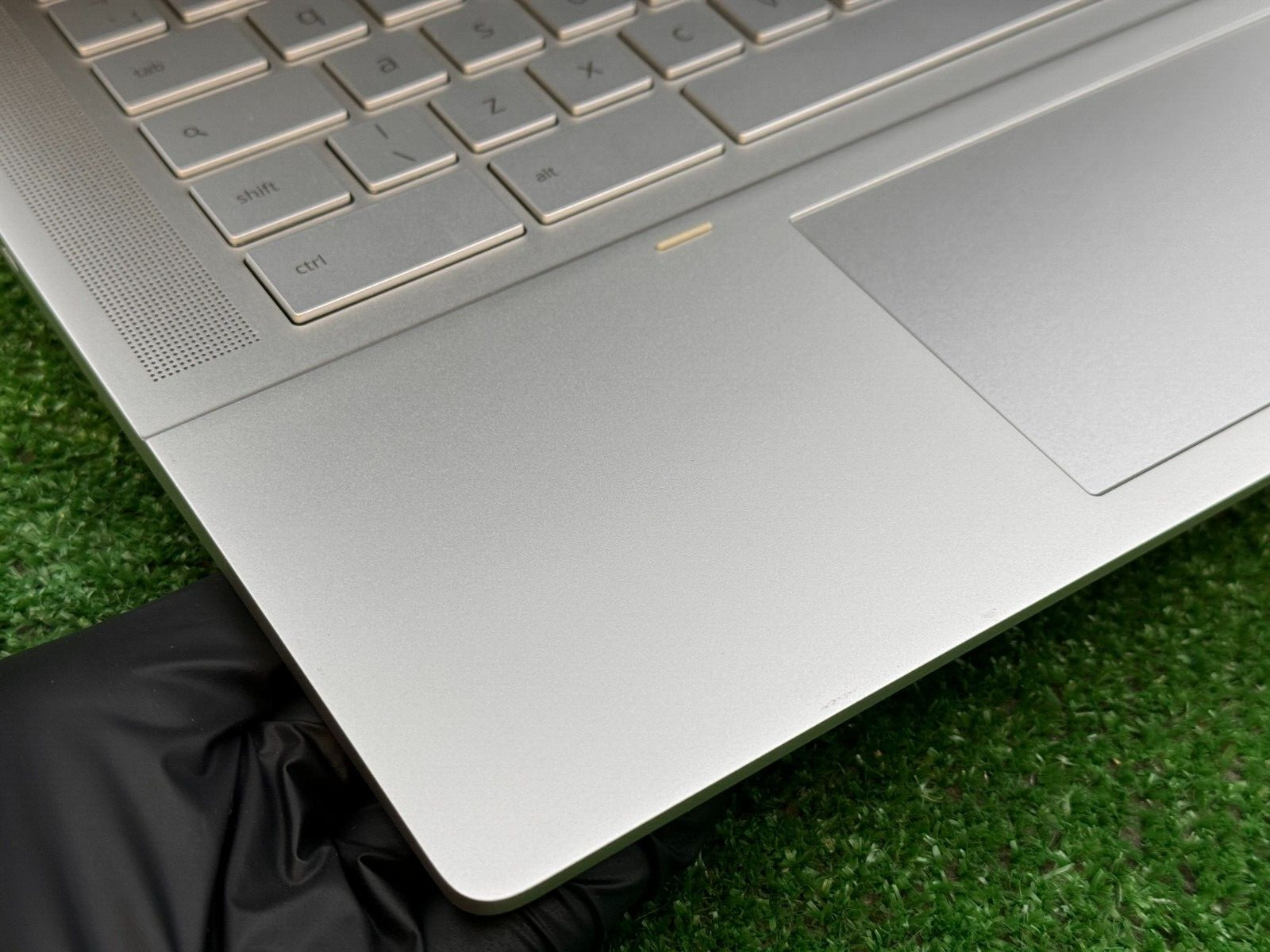 HP Pro c640 Chromebook Laptop Intel i5-10310U 1.70 / 8GB RAM / 64GB SSD / Touch