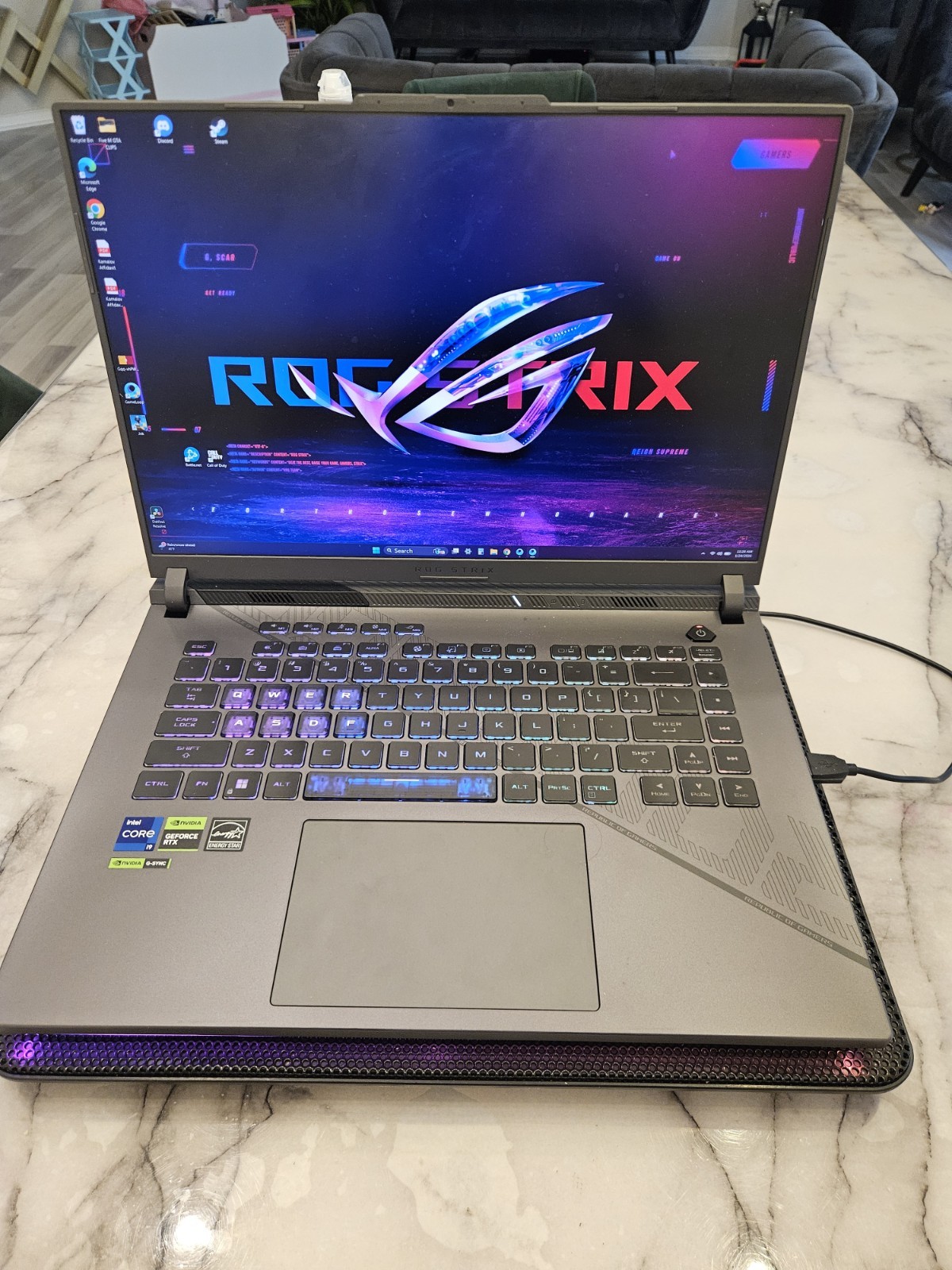 ASUS ROG Strix G16 i9 1400HX | Nvidia RTX 4060 8gb