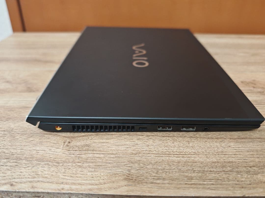 Sony VAIO VJPG11C12N LTE i5-8250U 8GB 256GB SSD 13.3″ Win11 Pro Working Japan