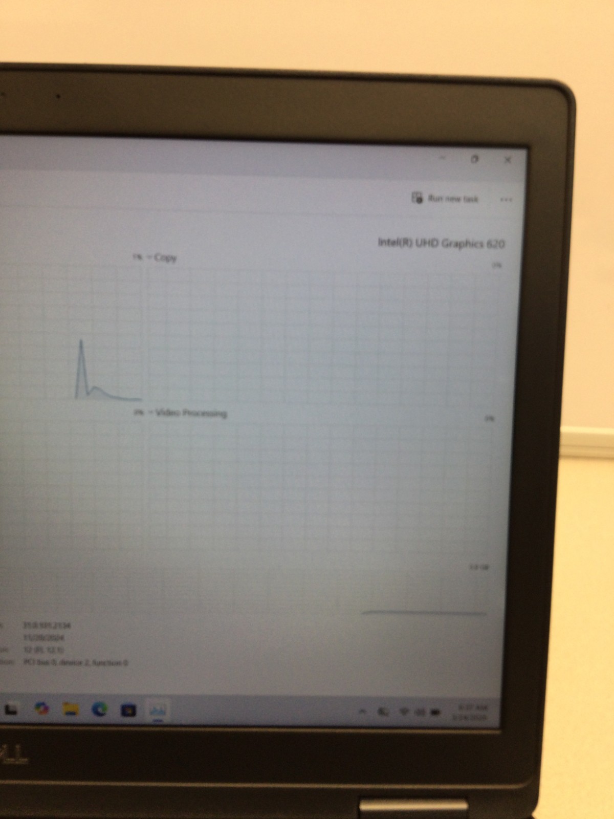 Dell Latitude 5590 15.6″ (256GB SSD, Intel Core i5-8250U, 1.6GHz, 8GB RAM