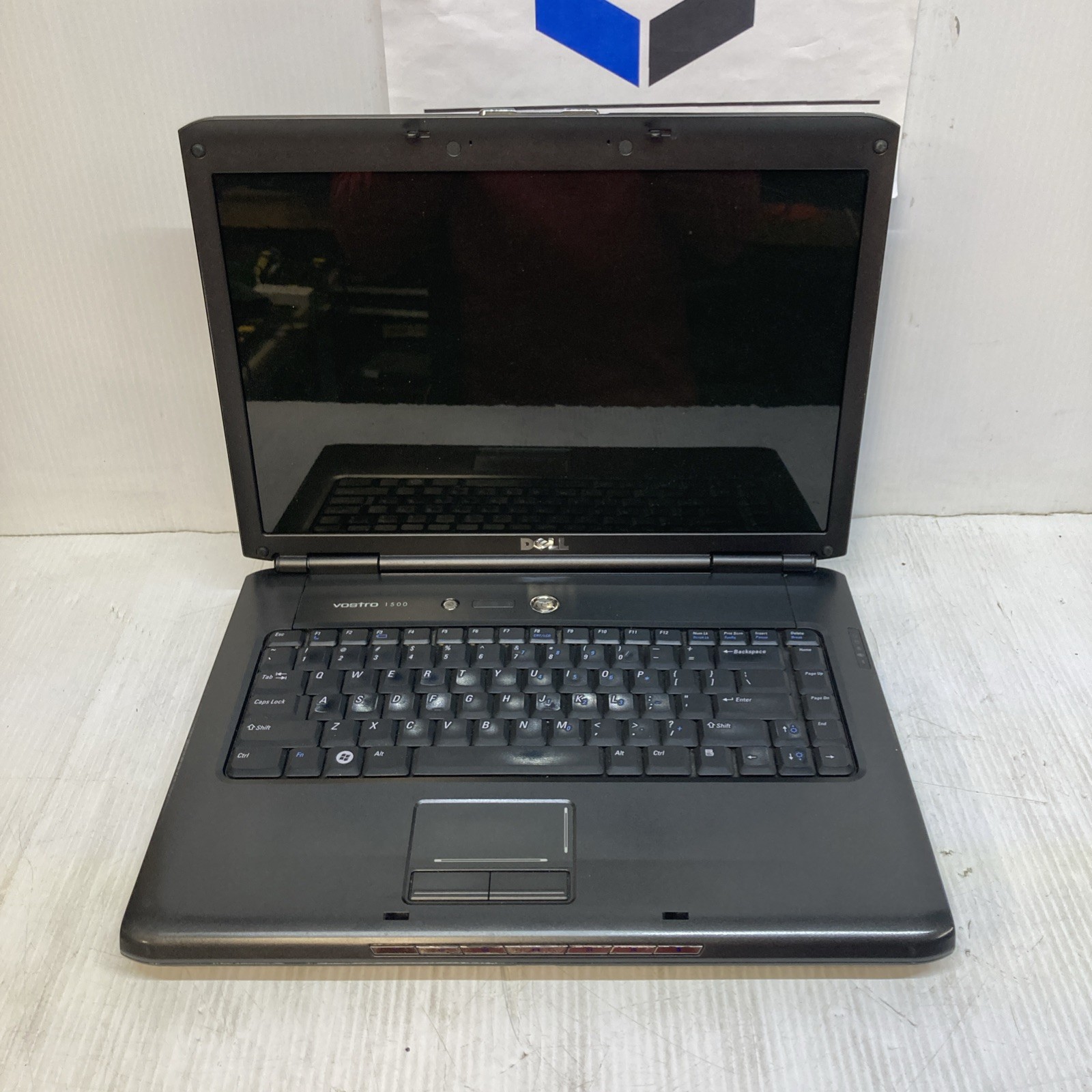 Dell Vostro 1500 Intel Core 2 Duo 1.40 GHz 2 GB no HDD Boot to BIOS