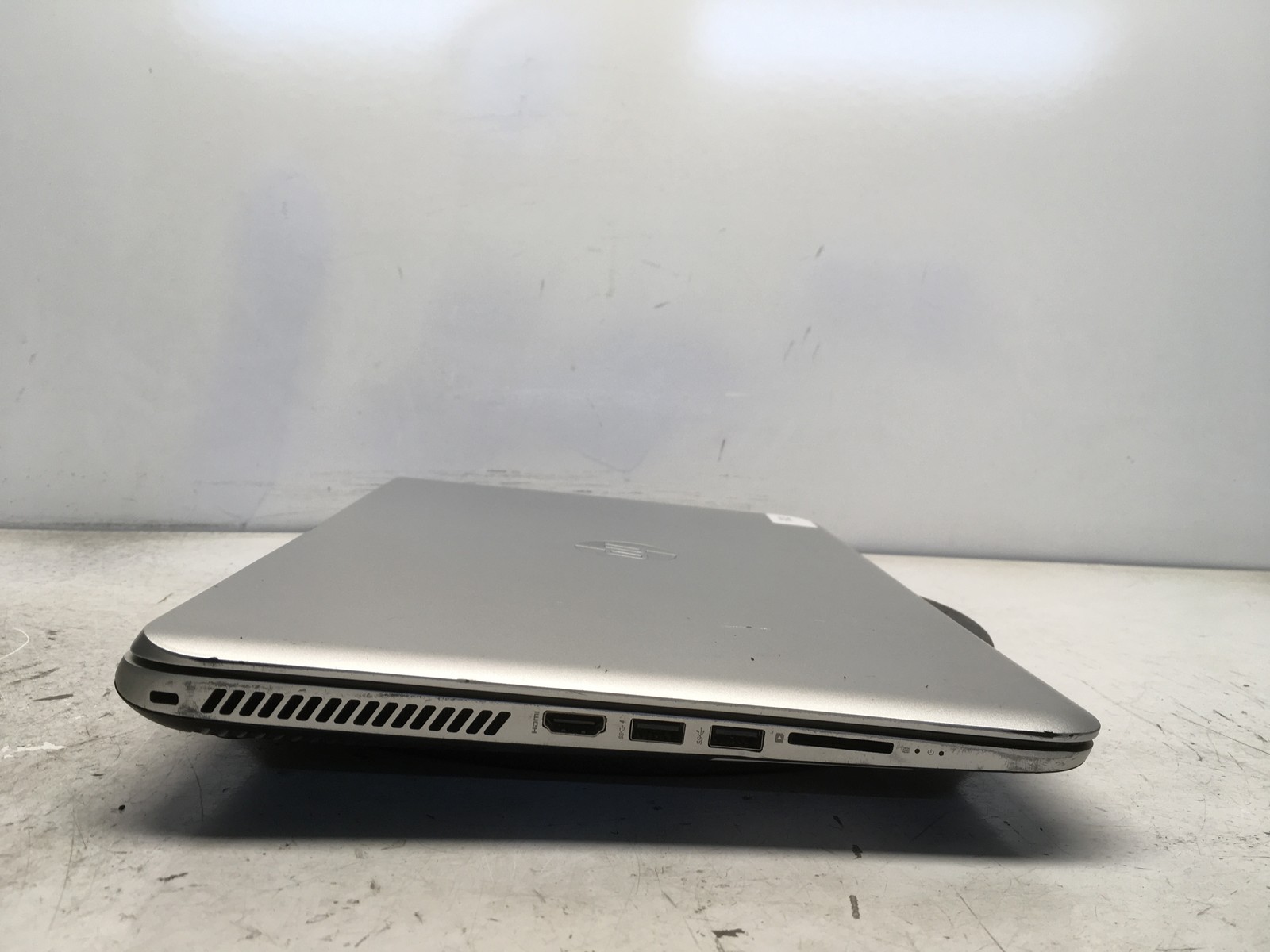 HP Envy 15T-J100 Intel i7-4700MQ 2.4GHz 8 GB NO HDD No Batt