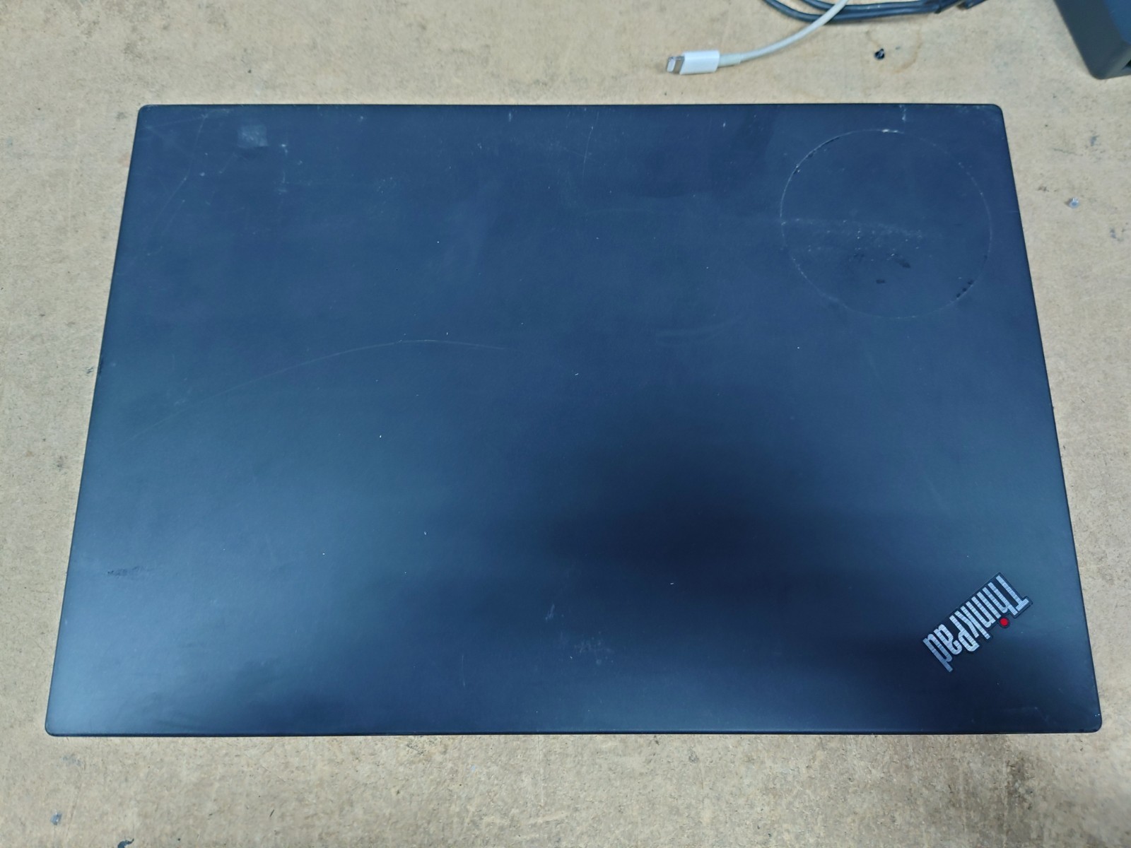 Lenovo ThinkPad T490 14″ FHD i5-8365U 16GB RAM 256GB SSD No OS