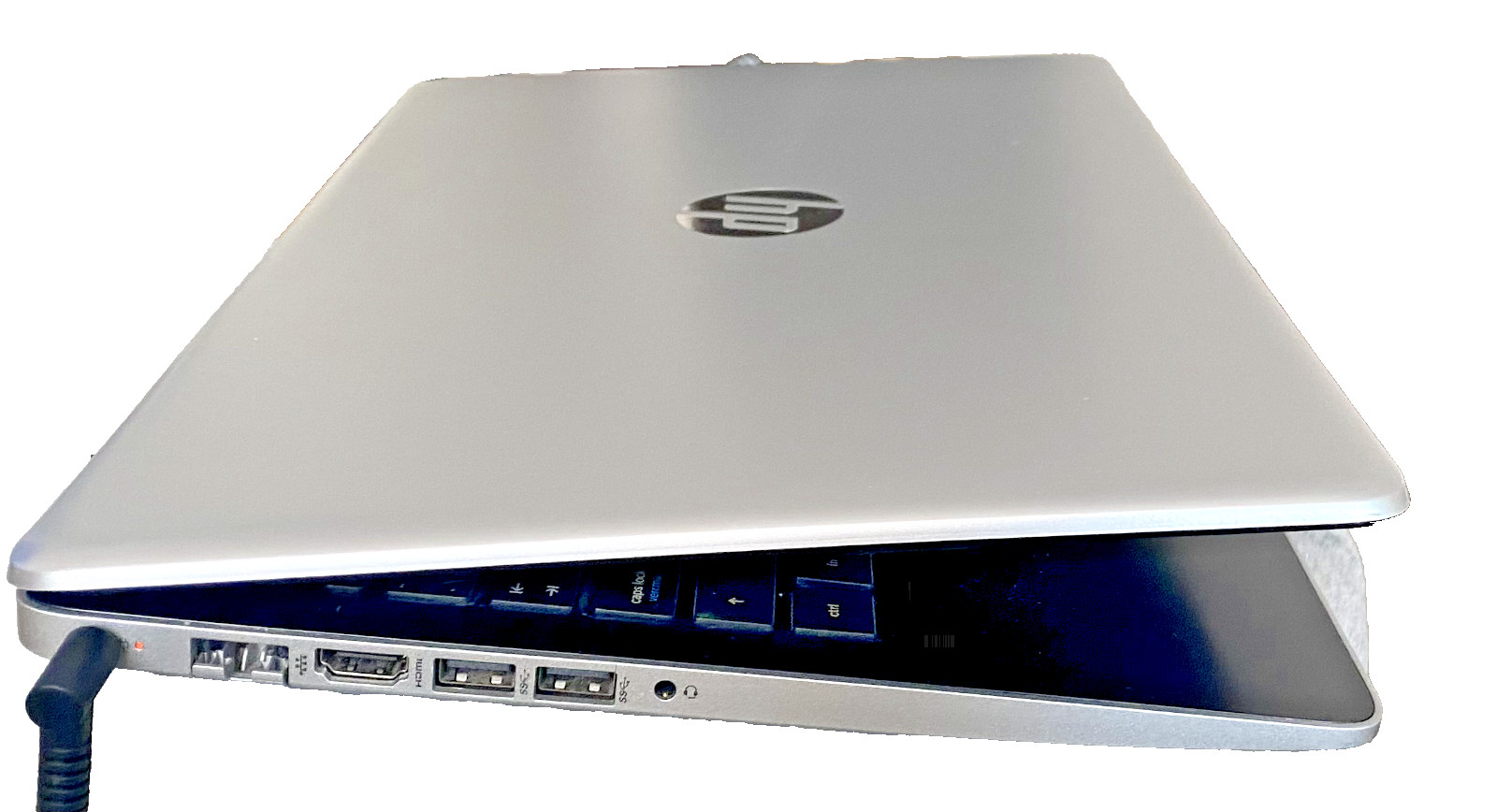 HP Laptop 15-da0xx – Intel Core i5-8250U 8GB RAM 256GB SSD Windows 11 Pro & MS