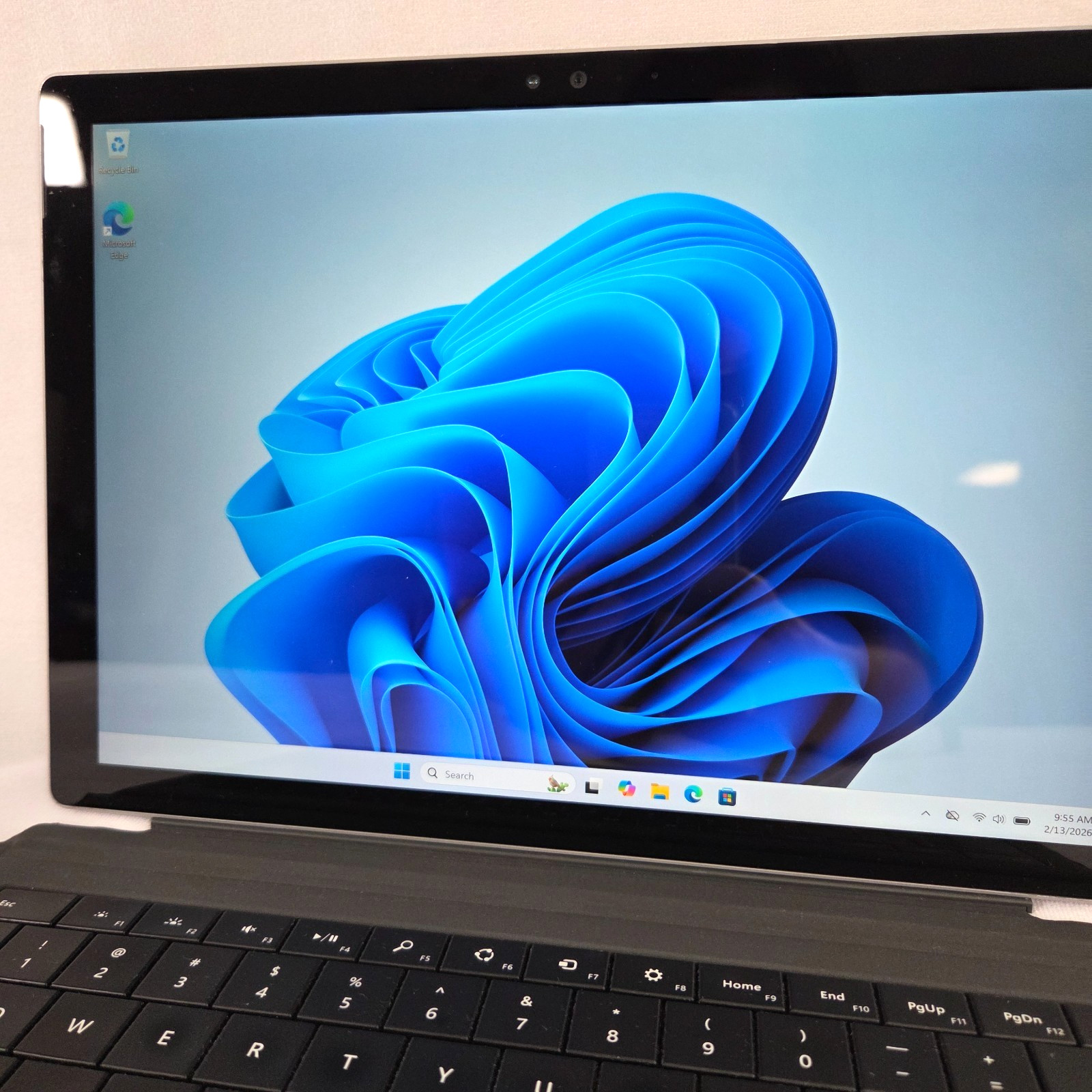 Microsoft Surface Pro 4 Tablet Intel m3-6Y30 4GB 128GB SSD Intel UHD 515 Win11