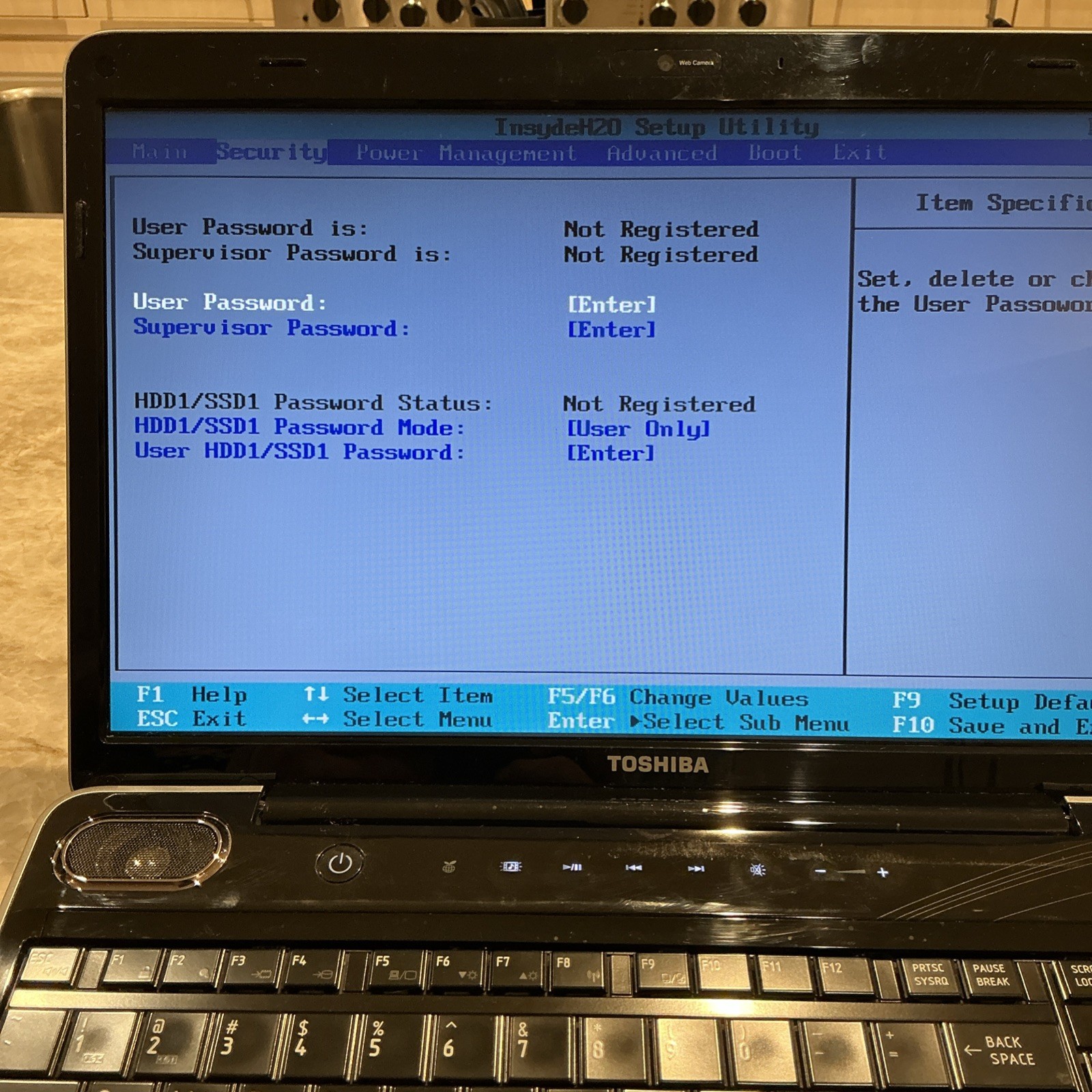 TOSHIBA SATELLITE A505-S6005 i3 M330 16″ screen 8G RAM 500G HDD tested working