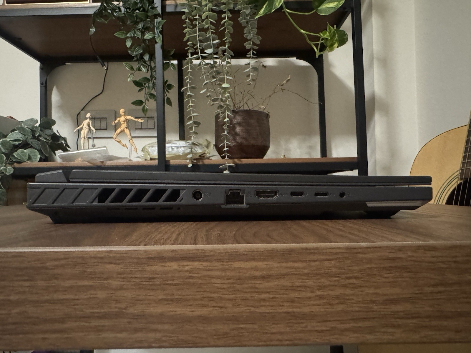 ASUS ROG Strix G16 (2023) – i7-13650HX / RTX 4060 / 16GB RAM / 1TB SSD