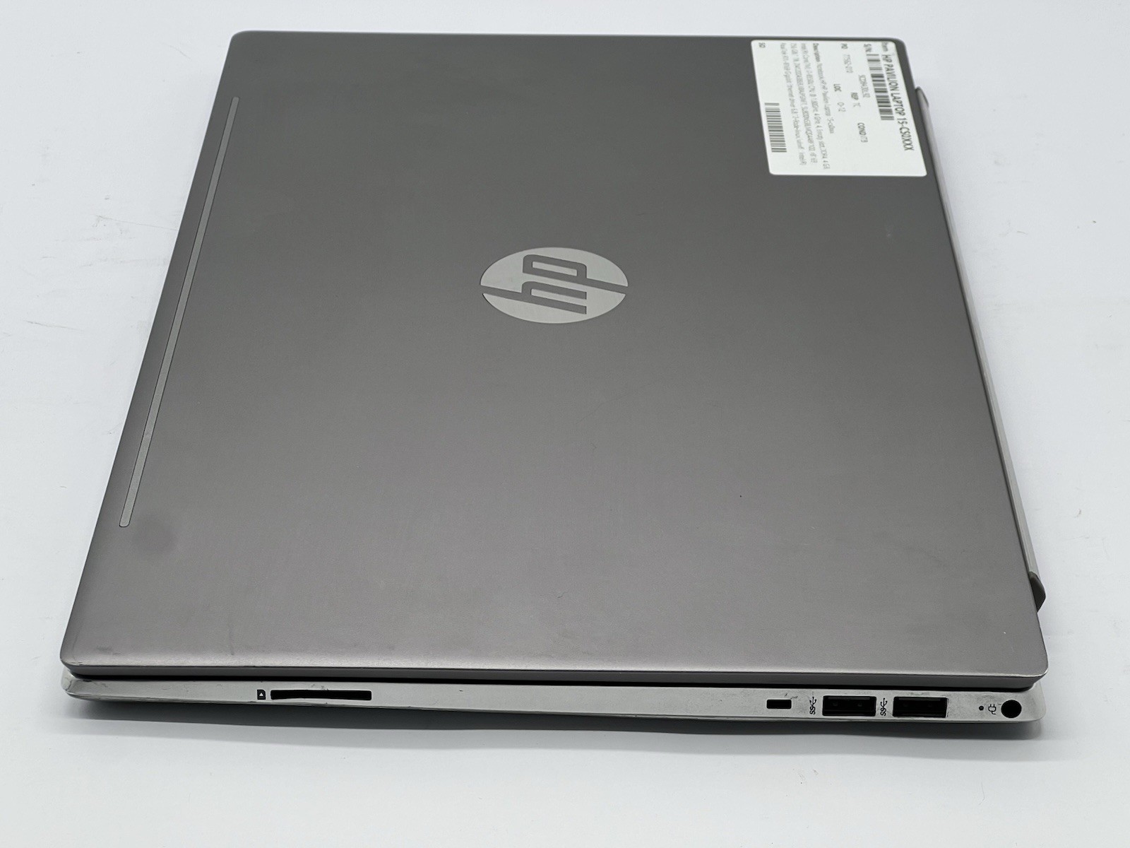 HP Pavilion 15-cs0085cl, i7-8550U, 4GB RAM, 1TB SATA, 256 GB SSD-No OS/AC