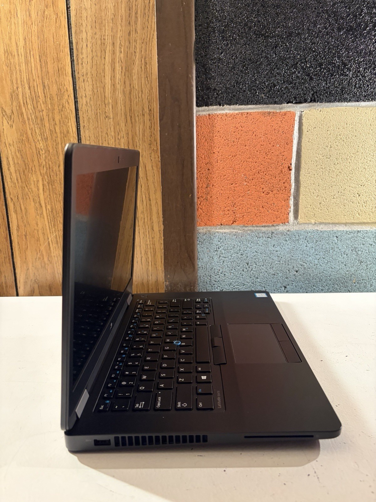DELL LATITUDE E5470 14” FHD INTEL i5-6440HQ 8GB RAM 250GB SSD WI1P