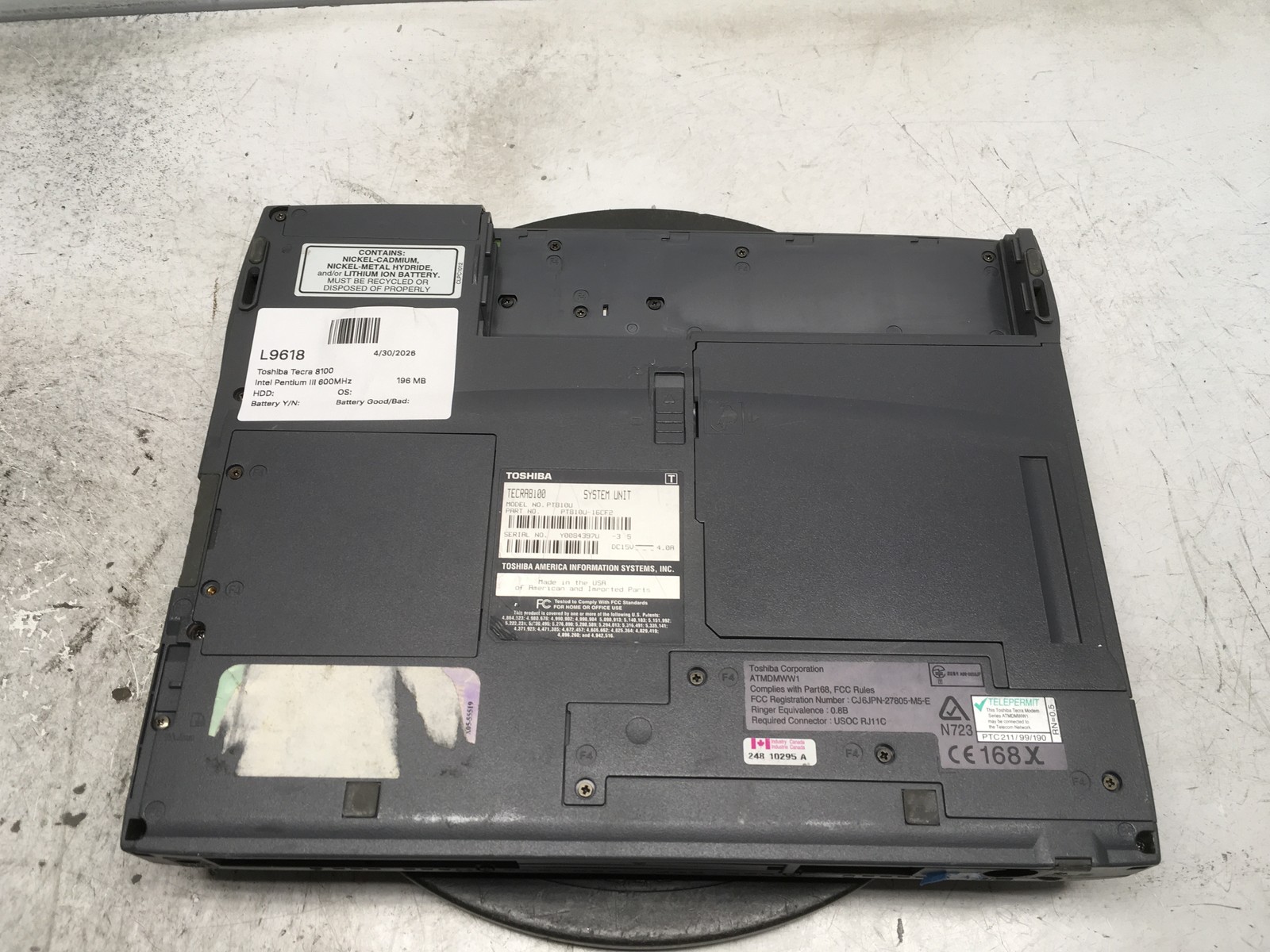 Toshiba Tecra 8100 Intel Pentium III 600MHz 196 MB NO HDD No Batt