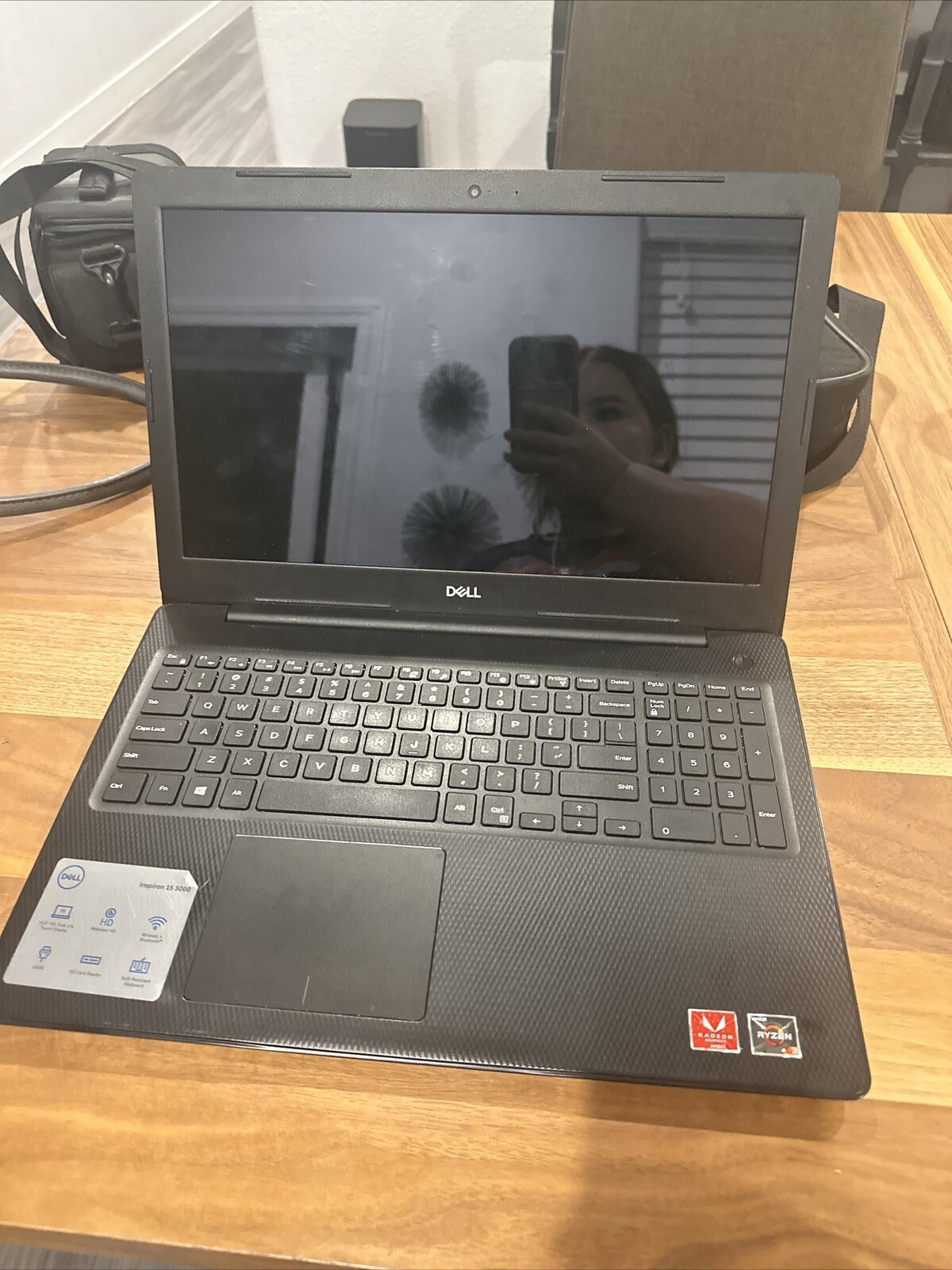 Dell Inspiron 15 3585 Laptop 15.6″ AMD Ryzen 5 2500U 2Ghz 256GB SSD 8GB Ram W10H