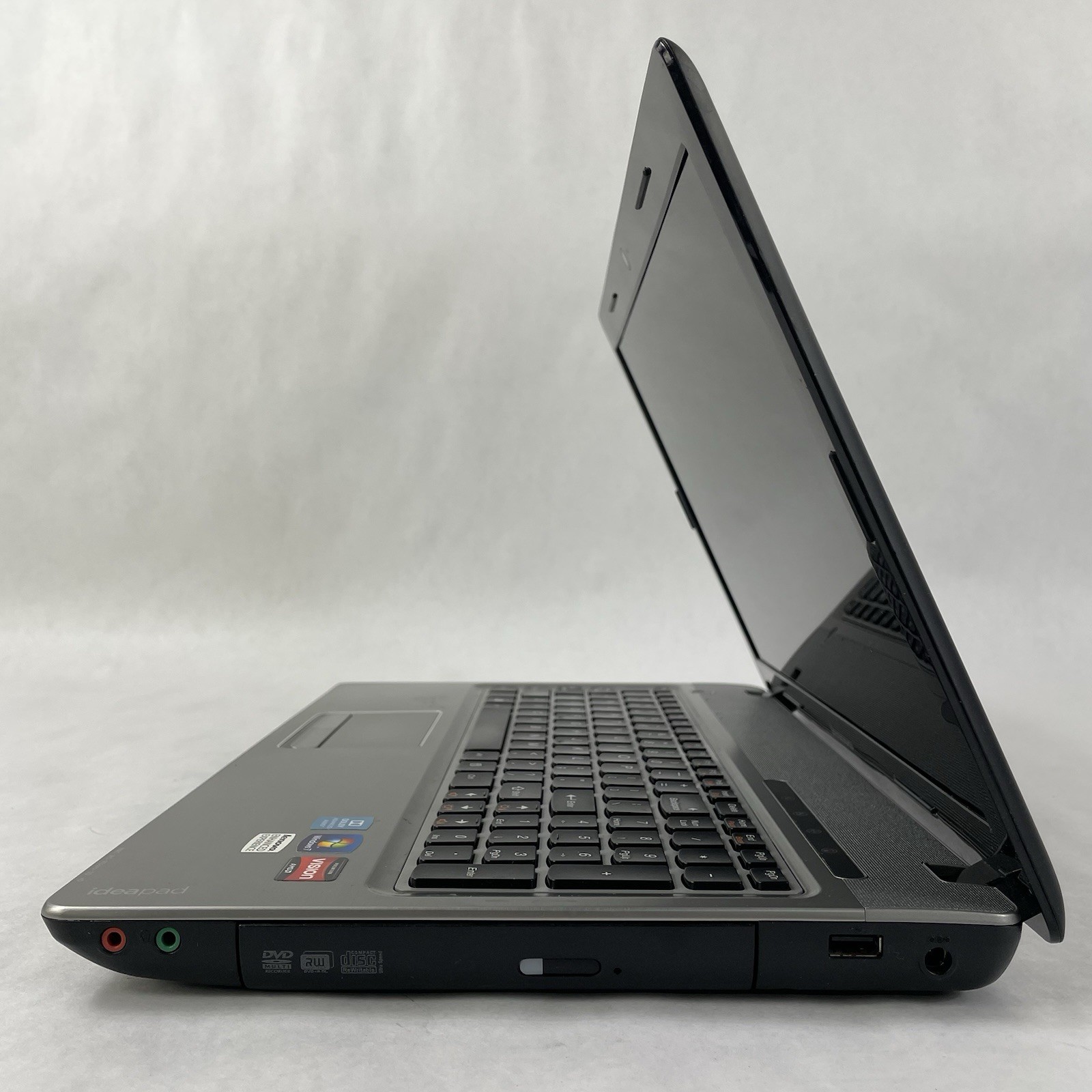 Lenovo IdeaPad Z565 15.6″ AMD Phenom 2 N660 3.0GHz 4GB RAM No SSD/OS/AC/Battery