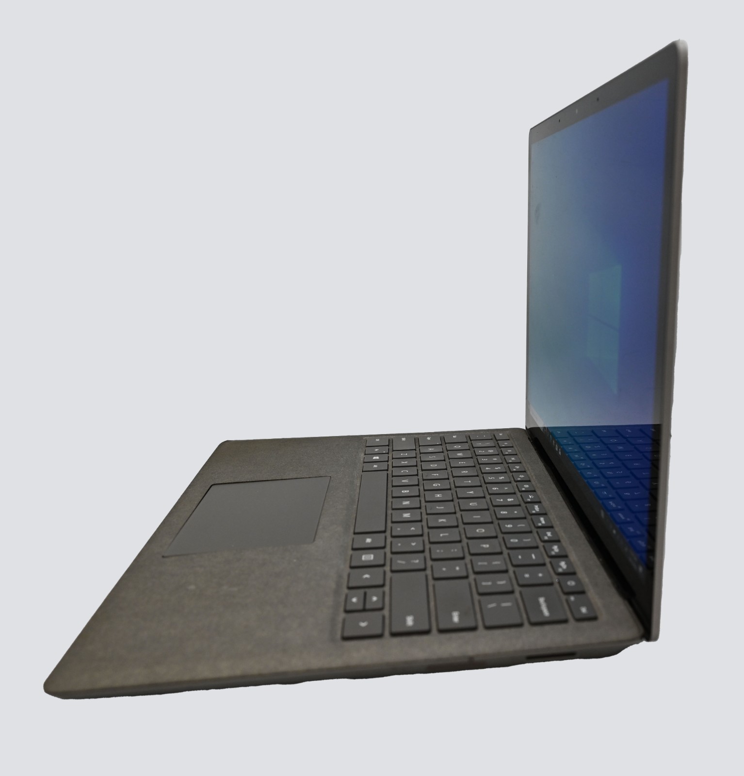 Microsoft Surface Laptop 1769 i5-7200u 2.5GHz 8GB RAM 256GB SSD