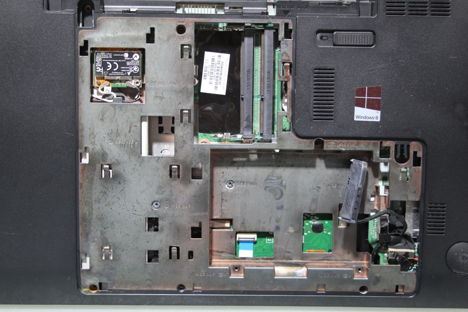 HP Pavilion TPN-0121 Notebook AMD A8 Raedon Faulty!