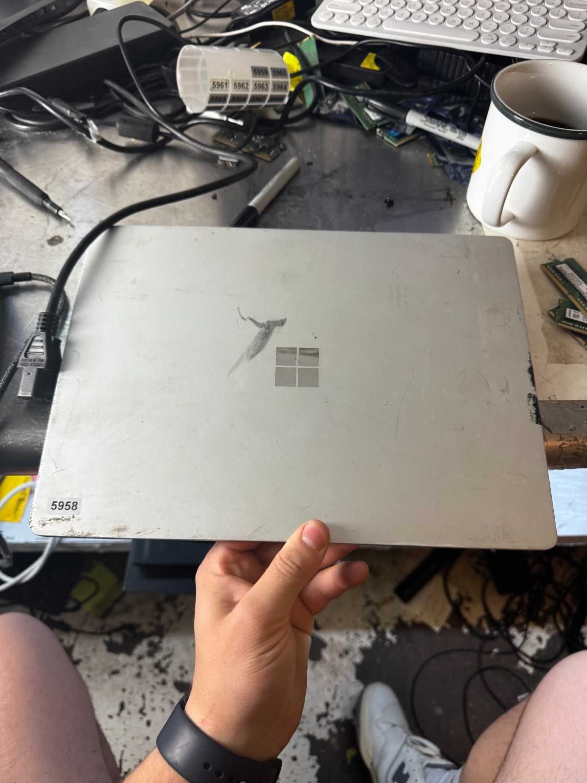 Microsoft Surface Laptop 1769 Core i5-7200U, 8GB RAM, 256GB SSD *READ # 5958