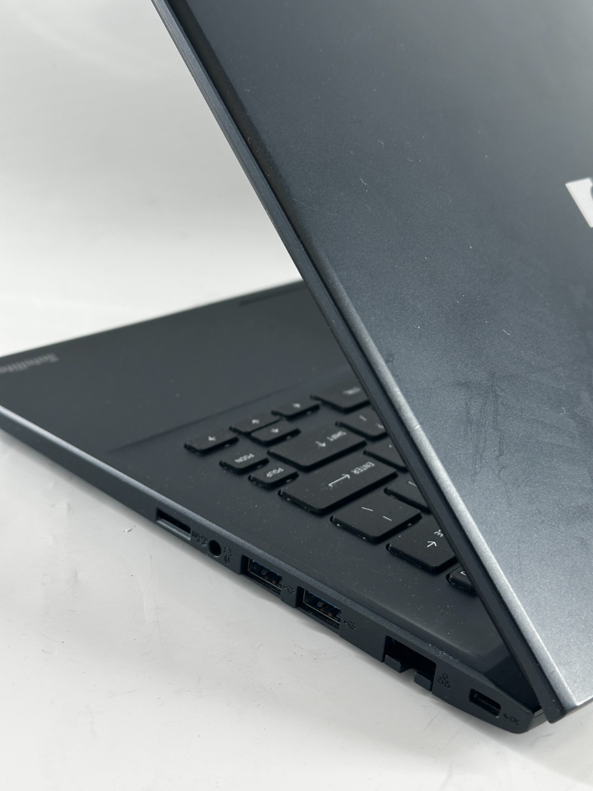 DynaBook Satellite Pro C40-K Windows Laptop