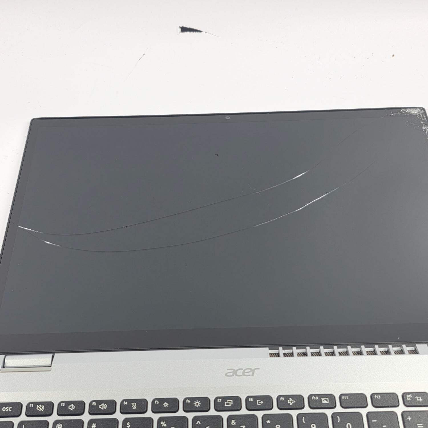 Broken Acer Aspire 3 Spin 4 1.8GHz 8GB RAM 128GB SSD Bad Screen