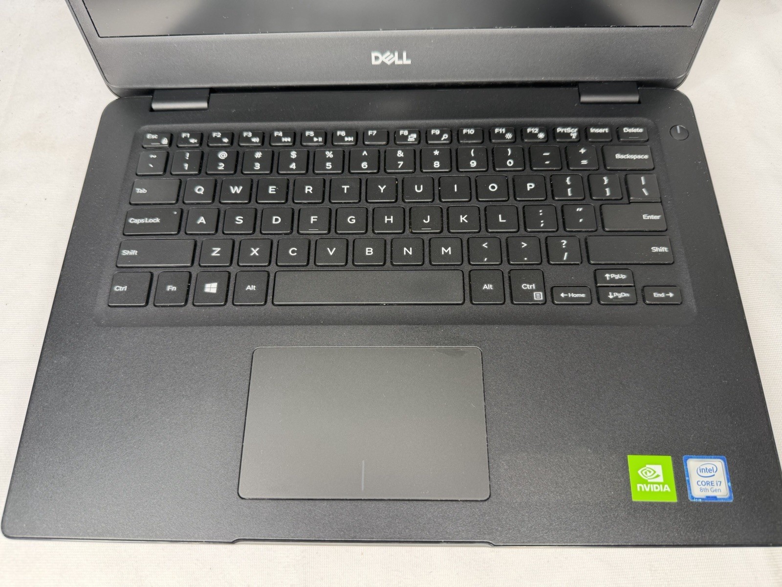 Dell Latitude 3400 14” (i7-8565U, 1.8 GHz, 16GB RAM, 256GB NVMe) Win11Pro wGPU