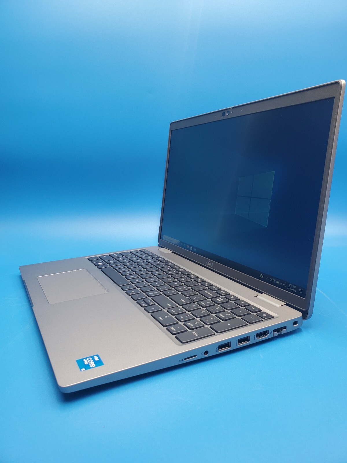 Dell Latitude 5520 15.6″ i5-1145G7 16GB RAM 256GB SSD Grade B