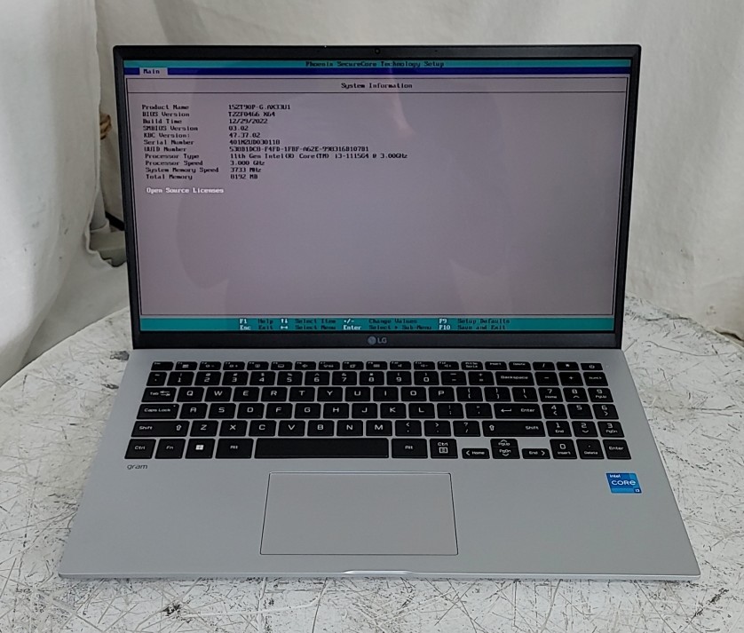 LG gram 15ZT90P-G.AX33U1 Laptop Core I3-1115G4 8GB SEE NOTES