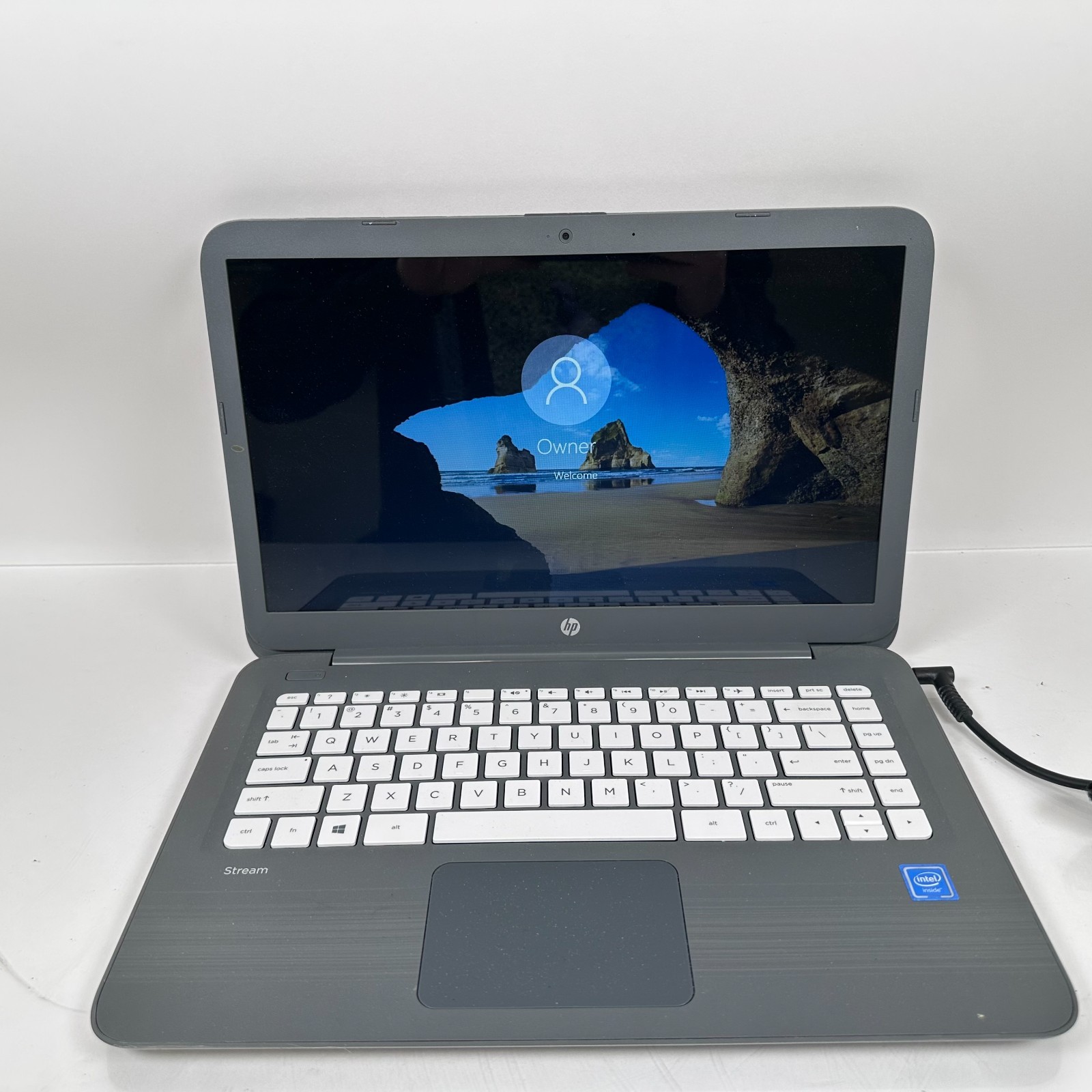 HP Stream 14-cb012dx 14″ Laptop 1.6GHz Intel Dual Core 4GB RAM 64GB