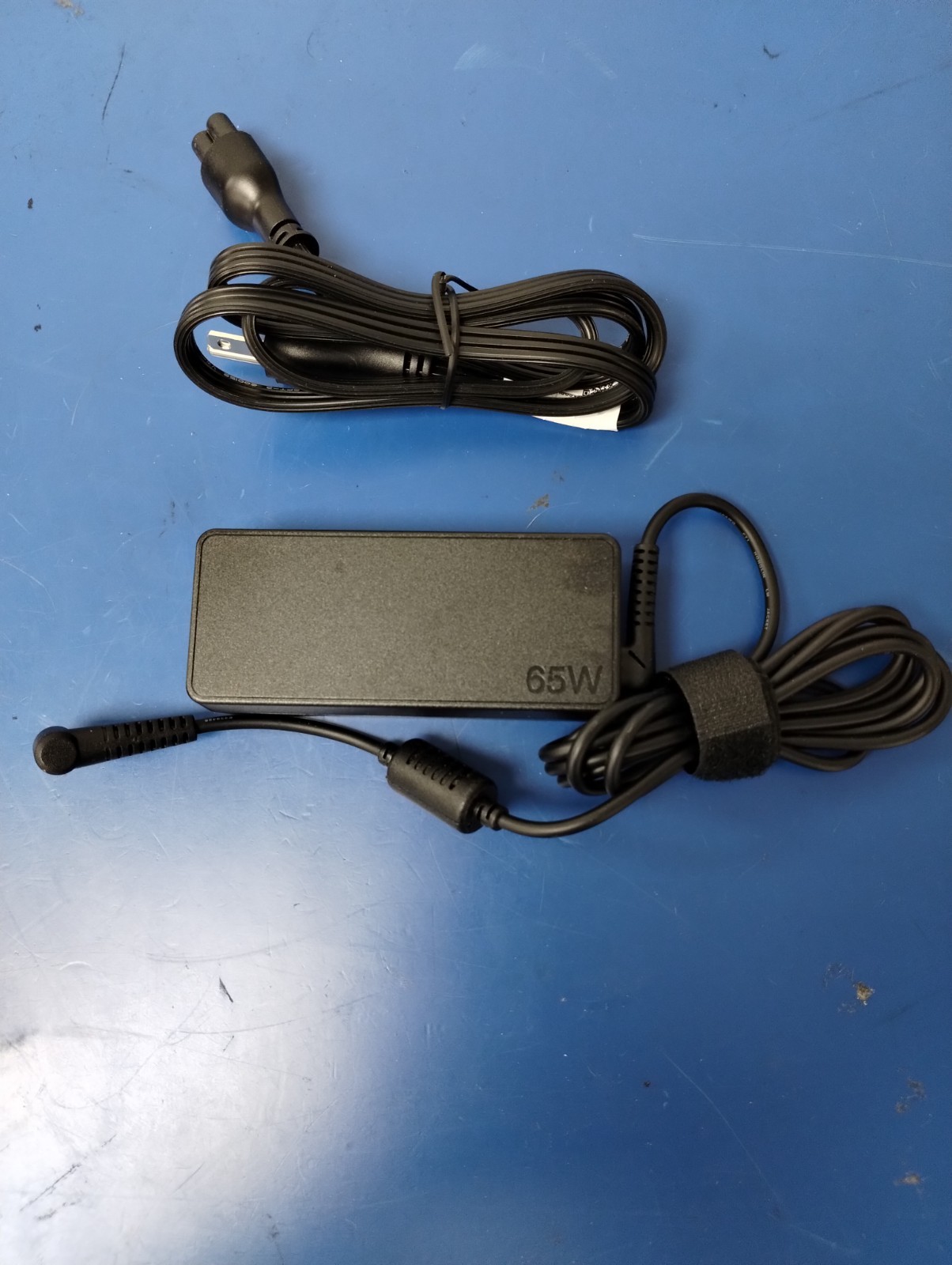 Lenovo Slim 3 15IRH10R, Intel Core 5 210H, 2.20 GHz, 16 GB RAM, 1 TB NVMe SSD