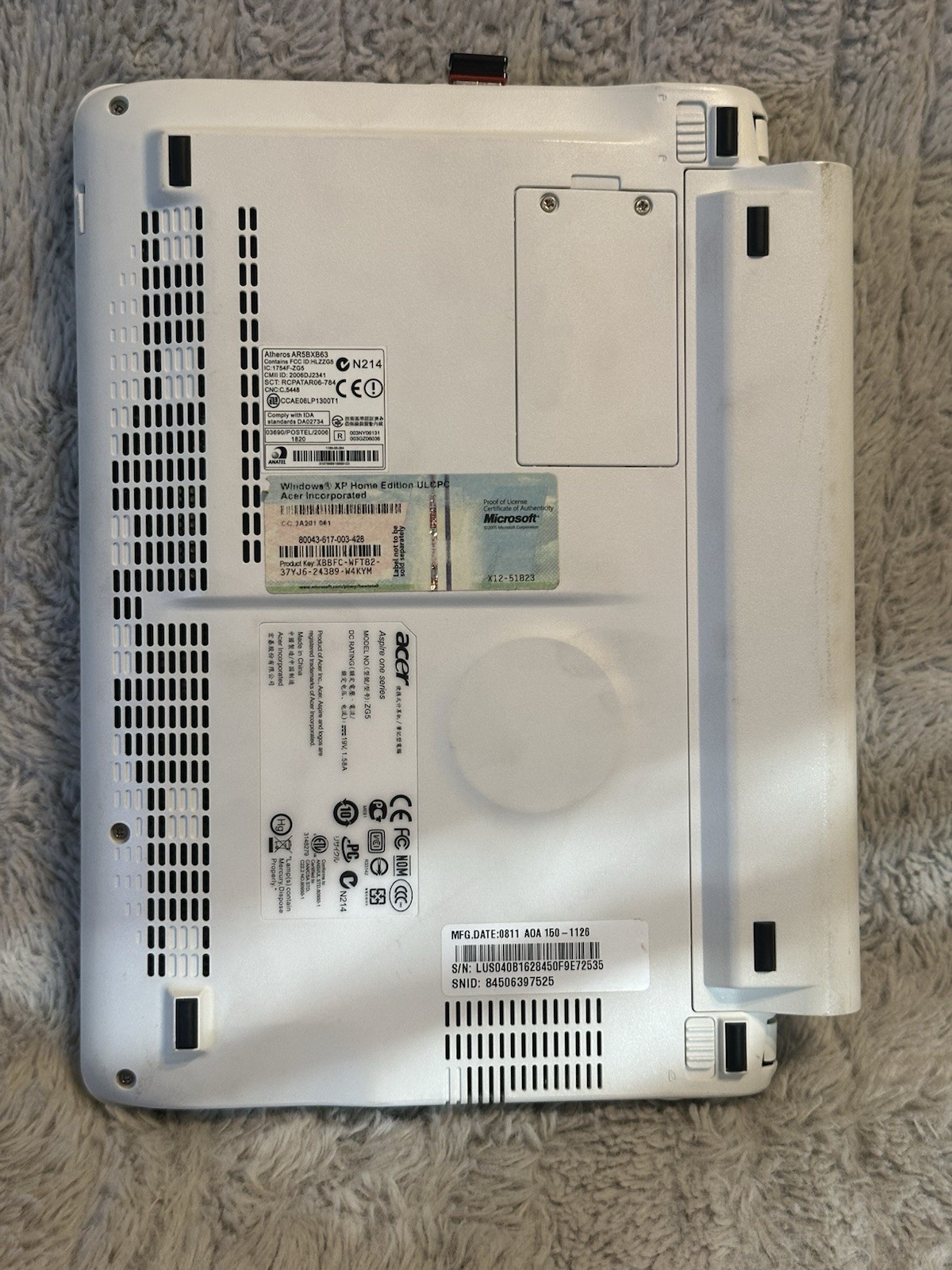 Acer Aspire One ZG5 Netbook 9” Intel Atom 1.6GHz 1GB Windows XP Bad Battery READ