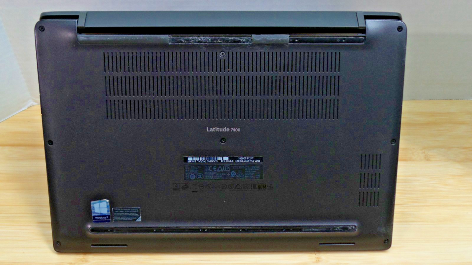 Functional Dell Latitude 7400 | i5-8365U | 4 GB RAM | 256 GB NVMe SSD | PASSWORD
