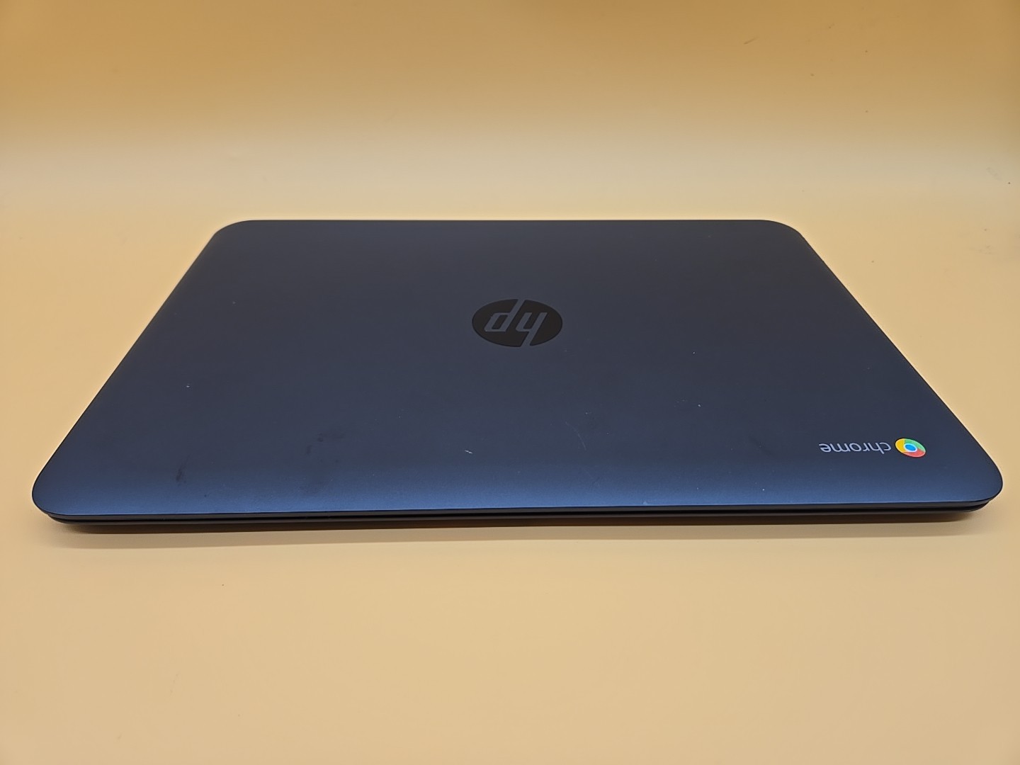 HP Chromebook 14 G4 14″ (16GB SSD Intel N2840 2.16GHz 2GB) Cracked Screen