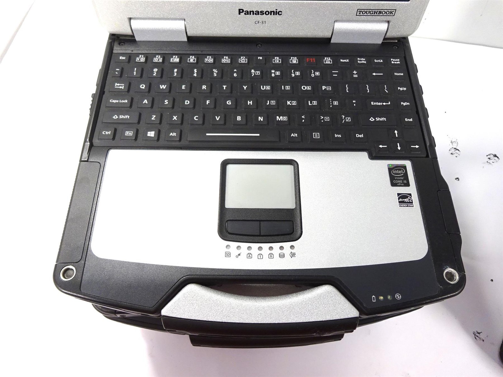 Lot 6 – Panasonic CF-31 MK5 Core i5-5300U 2.3GHz 4GB – Bios Locked – No HHD