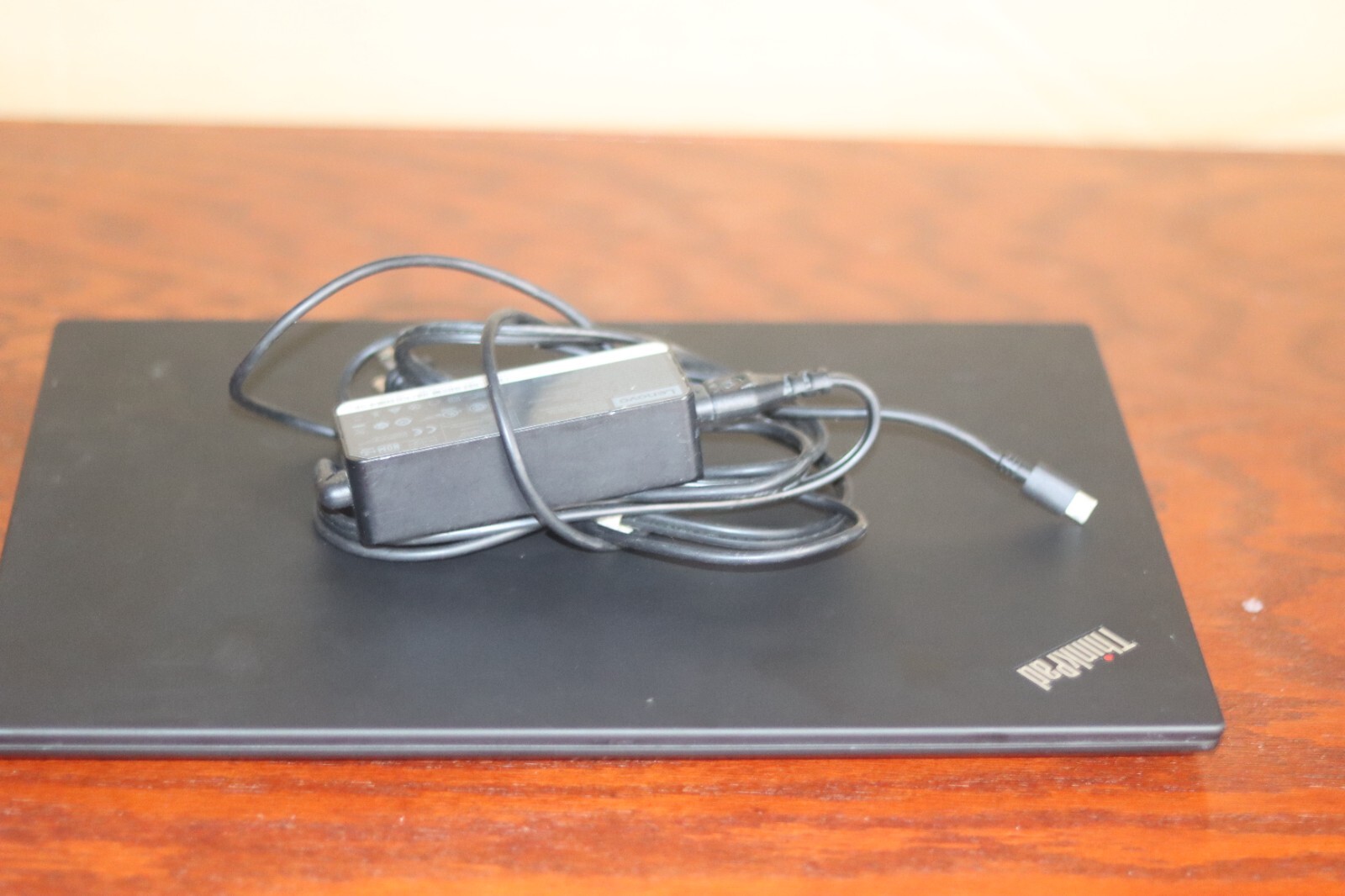 Lenovo ThinkPad T15 Gen 1 1.6 GHz i5-10210U 16GB Ram 256GB SSD – Very Good