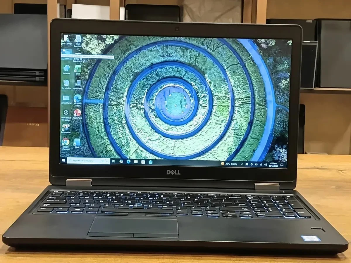 Dell Latitude 5590 15.6″ Laptop i5-8350U 1.70GHz 8GB RAM 256GB SSD Win 11 Pro