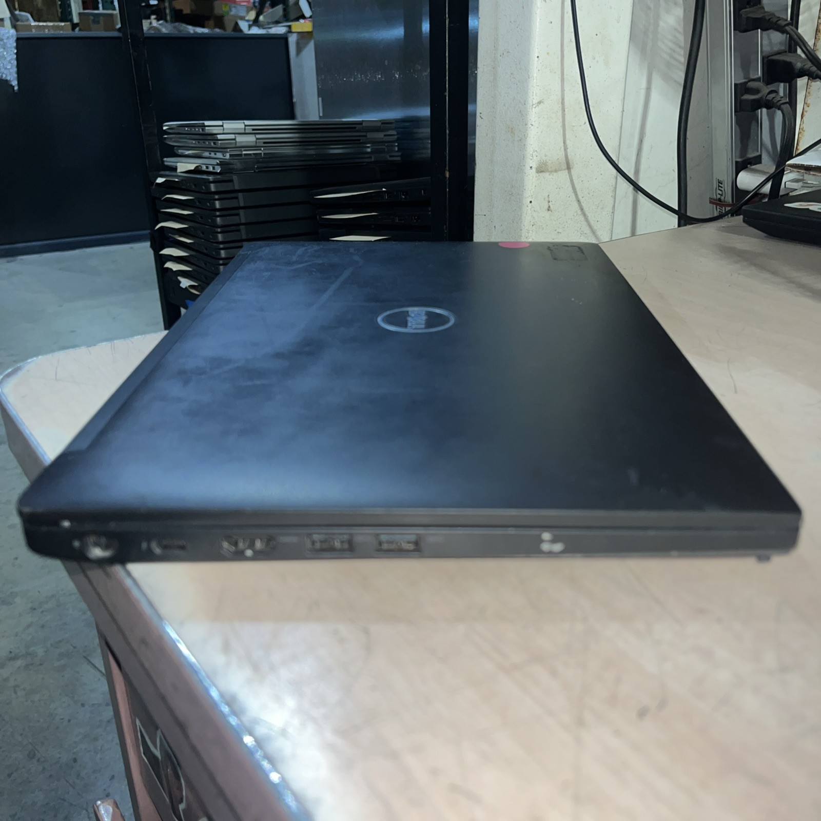 DELL LATITUDE 7480 INTEL CORE I7 7TH GEN 8GB RAM NO HD