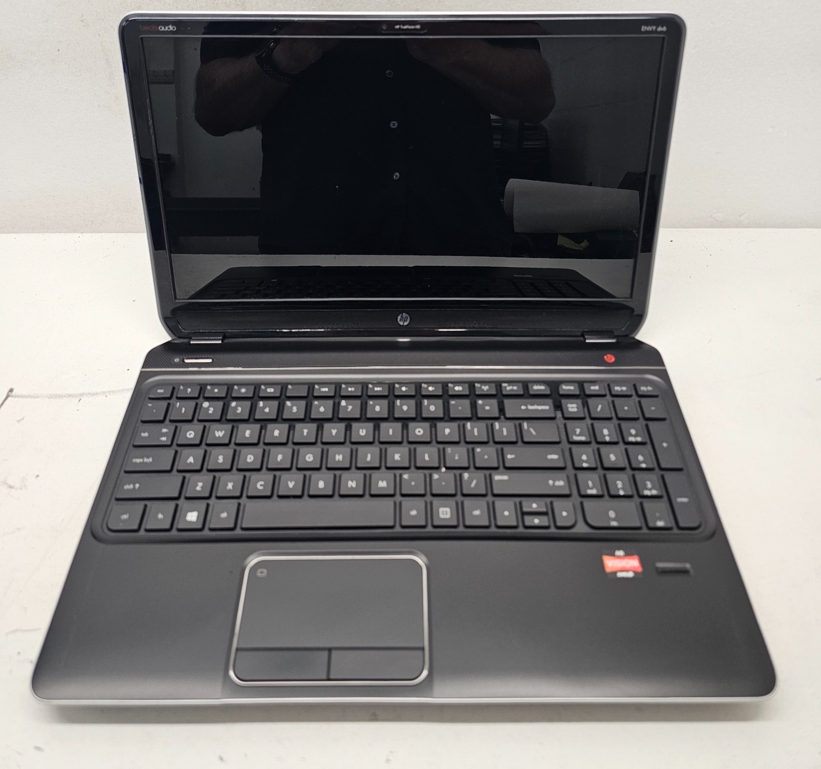 HP Envy dv6-732cl 15.6″ Laptop AMD Vision A8 No RAM/HD/OS/BATT/POWER (FL)