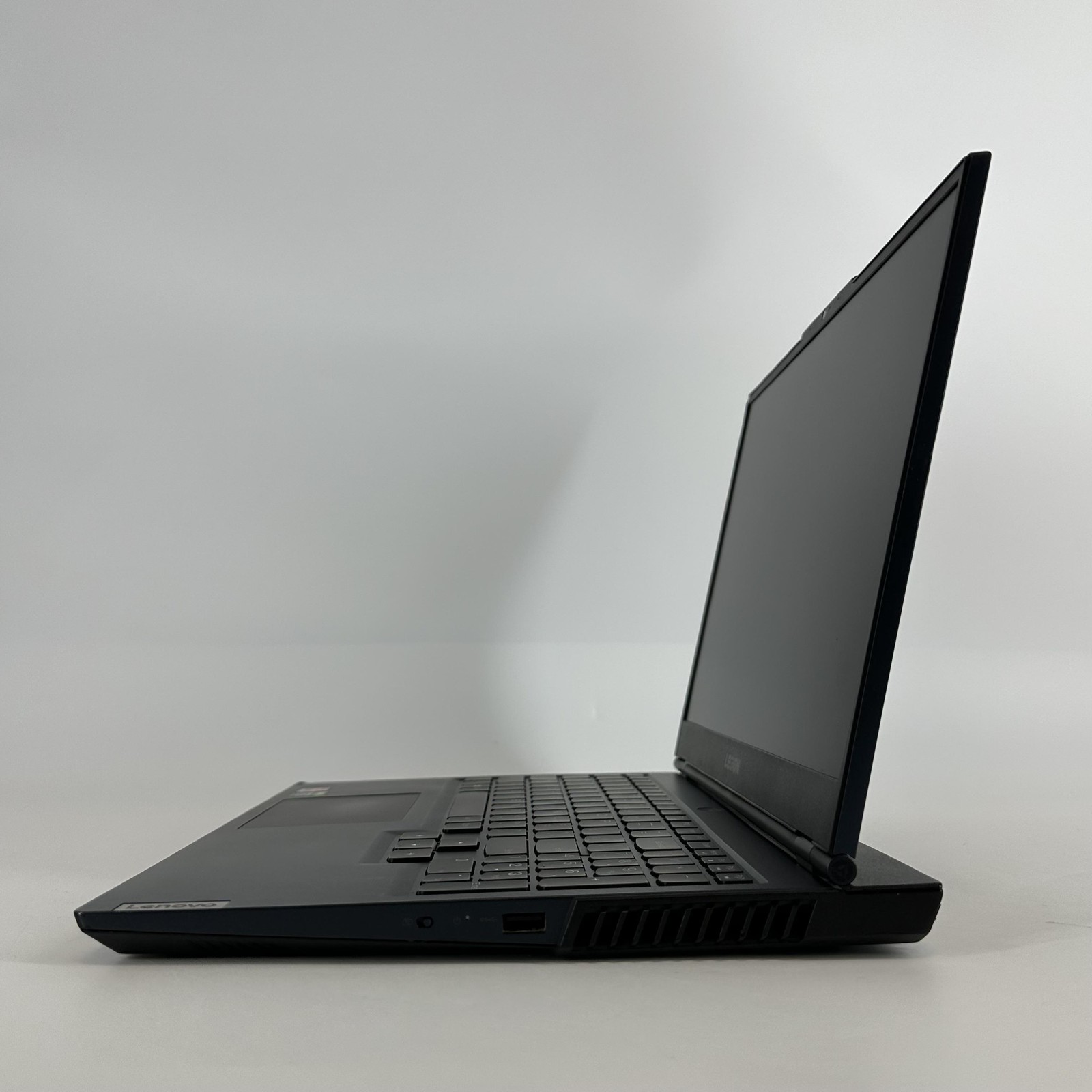Lenovo Legion 5 15.6 165Hz FHD 3.2 GHz Ryzen 7 5800H 16GB 512GB SSD RTX 3050 Ti