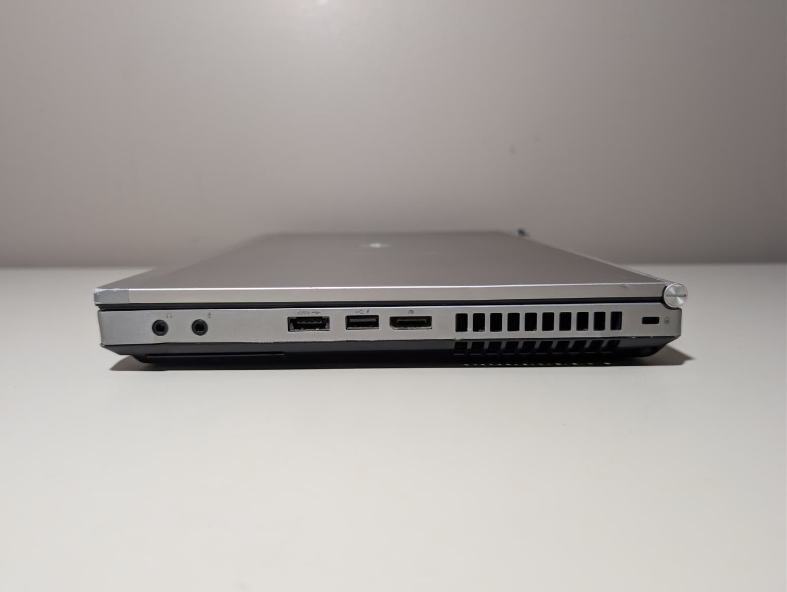 HP EliteBook 8470P | i7 3rd Gen 4GB RAM 320GB HDD | HD Windows 7 Pro 32-Bit