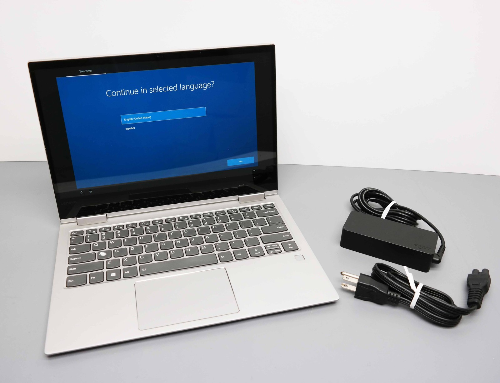 Lenovo Yoga 730-13IKB 13.3″ Core i5-8250U 8GB 256GB SSD