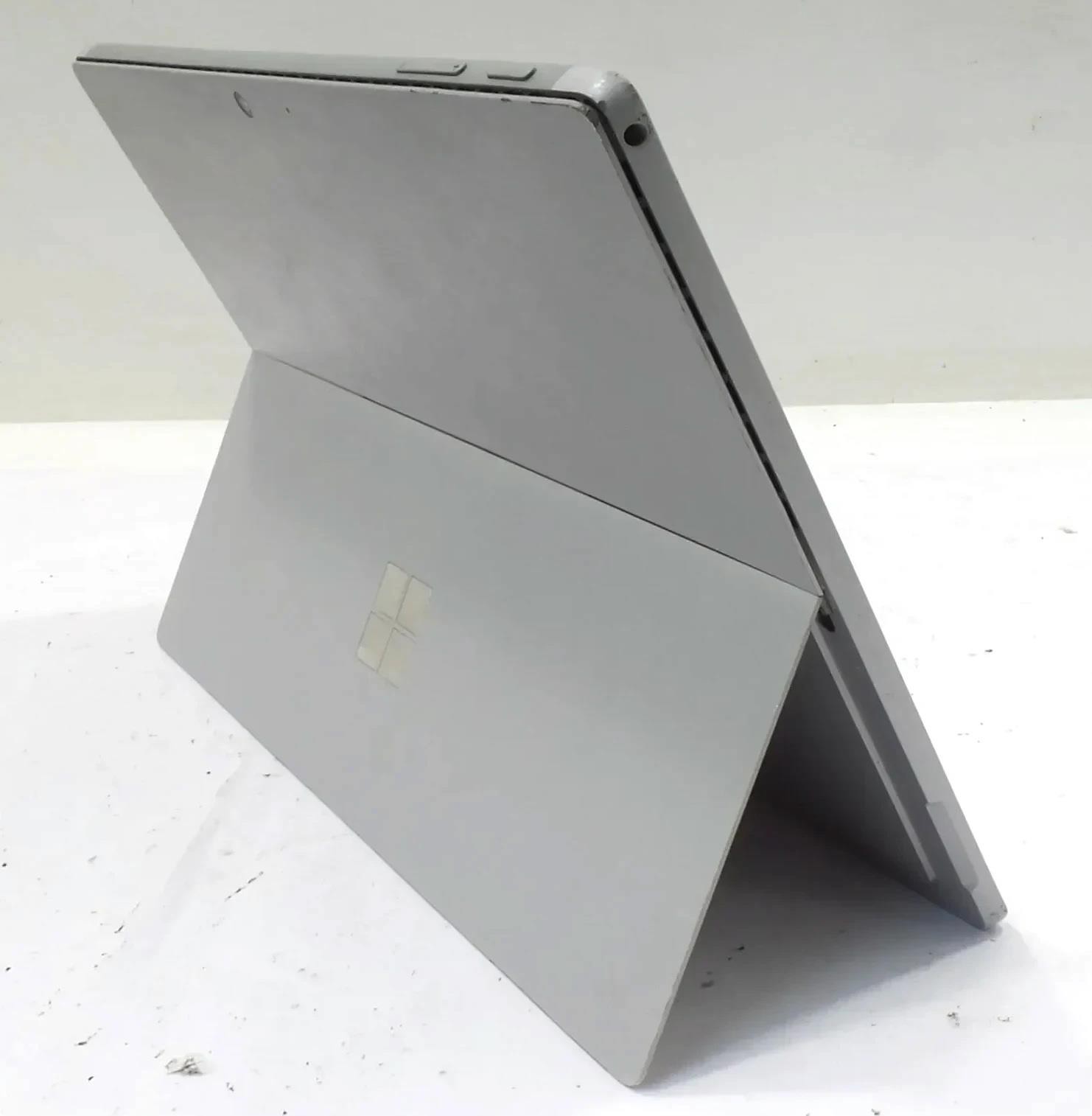 Microsoft Surface Pro 7 1866 Core i5-1035G4 1.1GHz 8GB 128GB – cracked digitizer