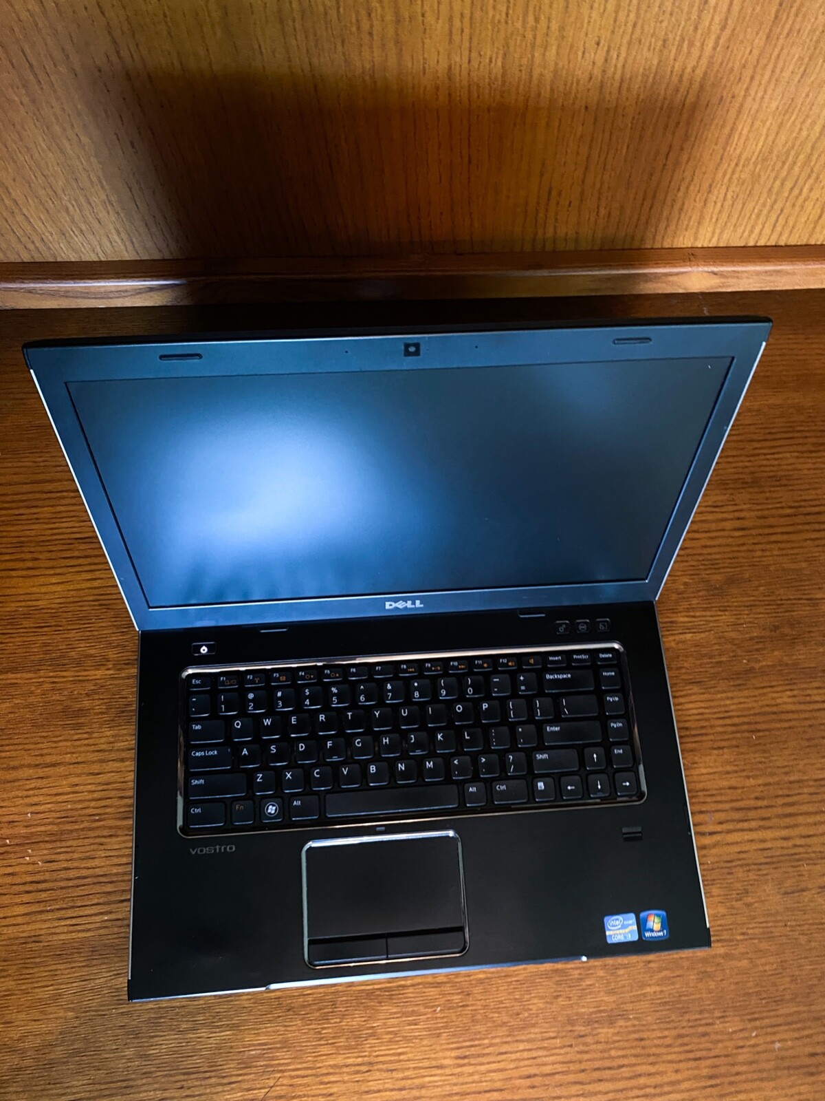 Dell Vostro 3550 15.6in. (320GB, Intel Core i3 2nd Gen., 2.1GHz, 4GB)…