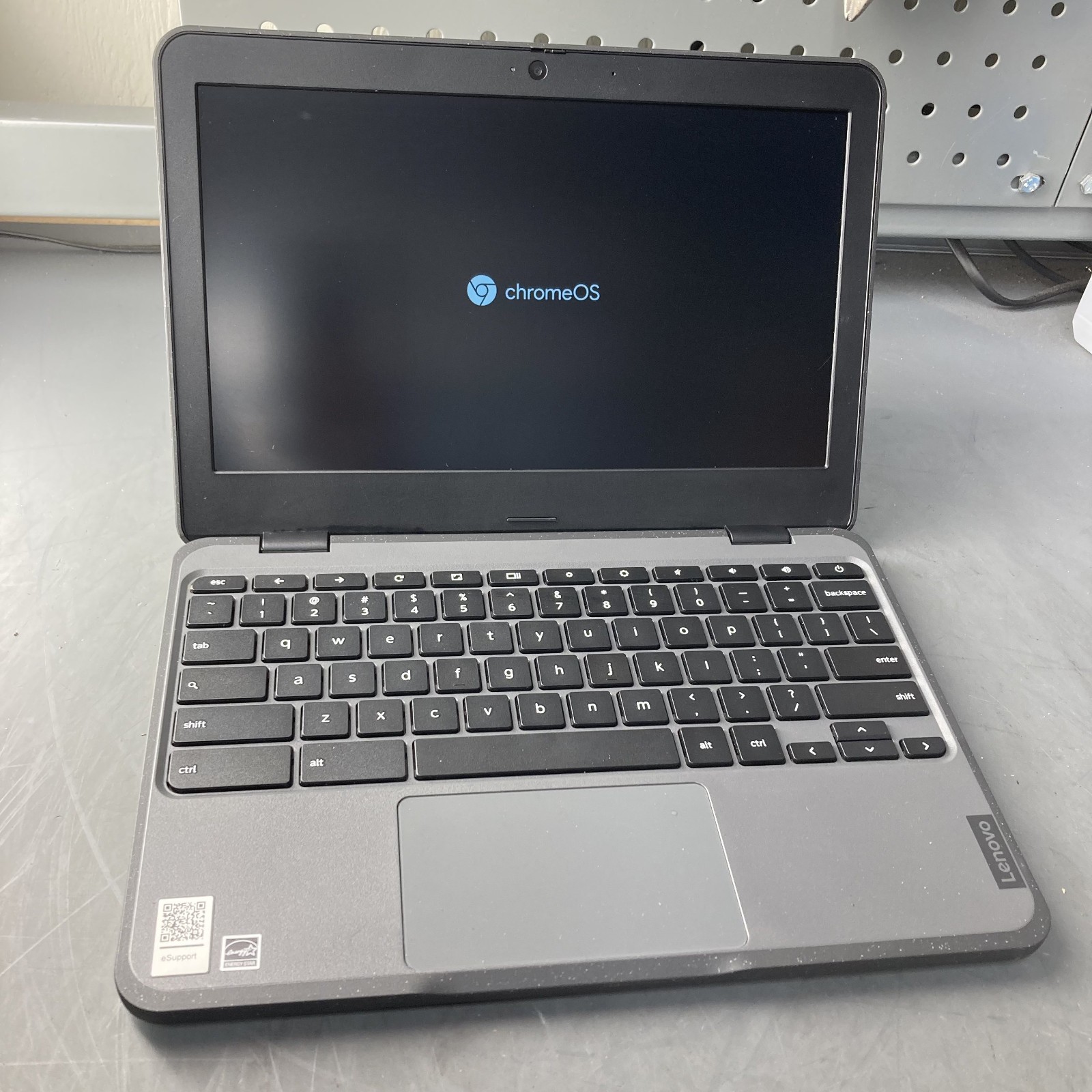 Lenovo 100e Chromebook Gen 3-AMD 3015ce-4GB Ram 32GB SSD Chrome OS