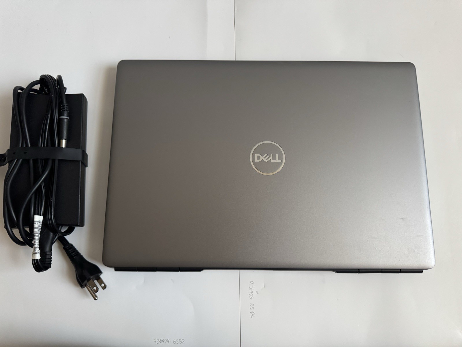 Gaming Dell Precision 7560 FHD 2.5 GHz i7-11850H 32GB 512GB T1200 15.6″ Facial