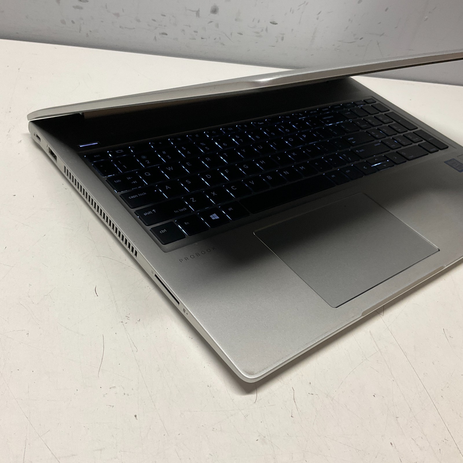HP ProBook 450 G6 15.6″ Intel i5-8265U @ 1.6GHz 4GB RAM 256GB SSD Windows 11 Pro